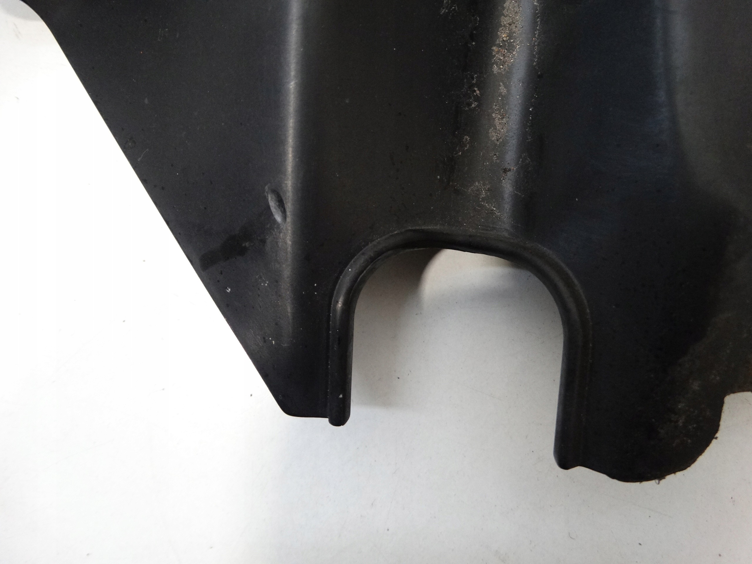 fedél oldalsó AKUMULATORA VOLKSWAGEN T5 T6 7H0915437