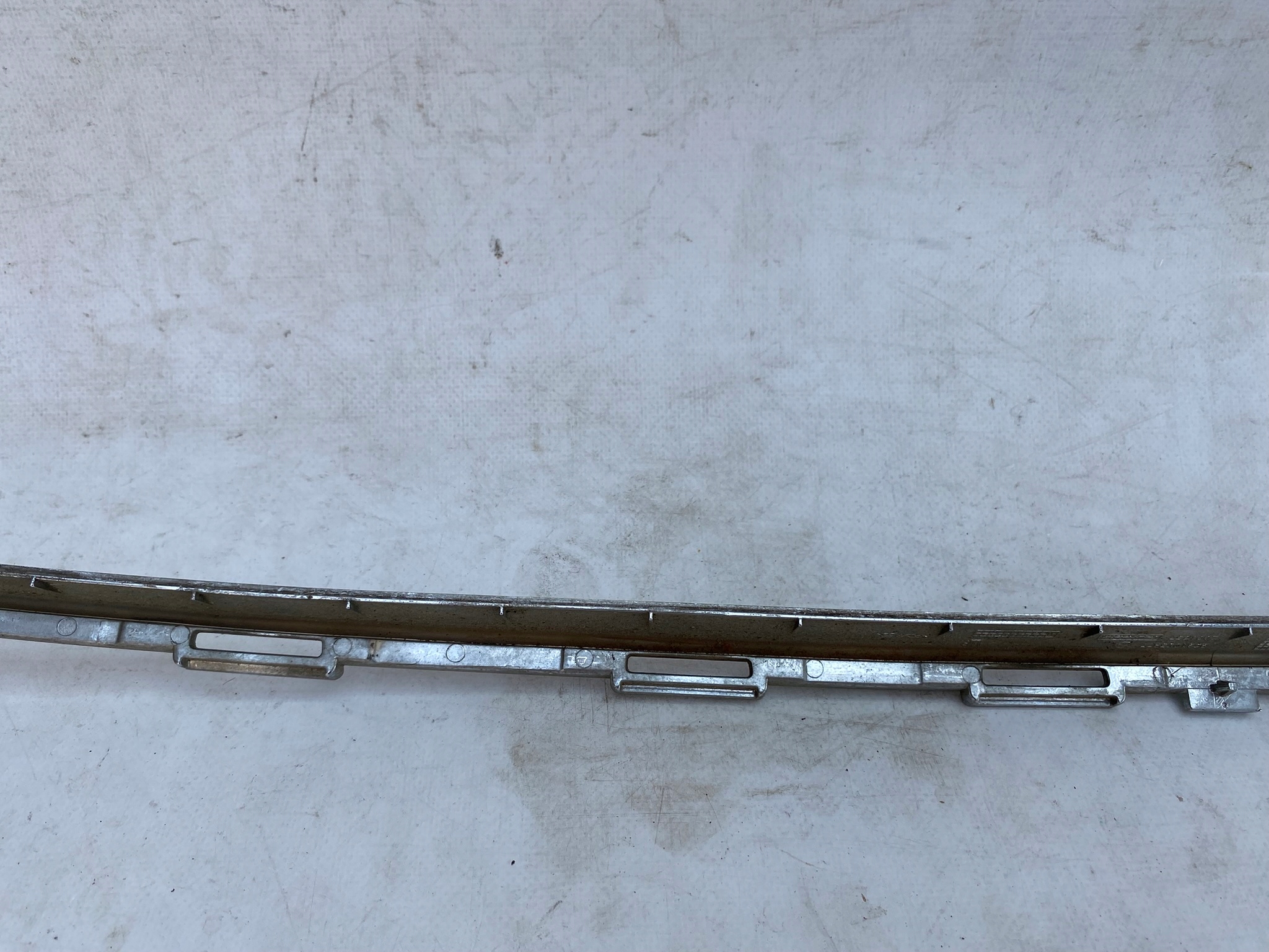 CITROEN C5 III 08- lišta CHROM nárazníku předního předek 9681053977