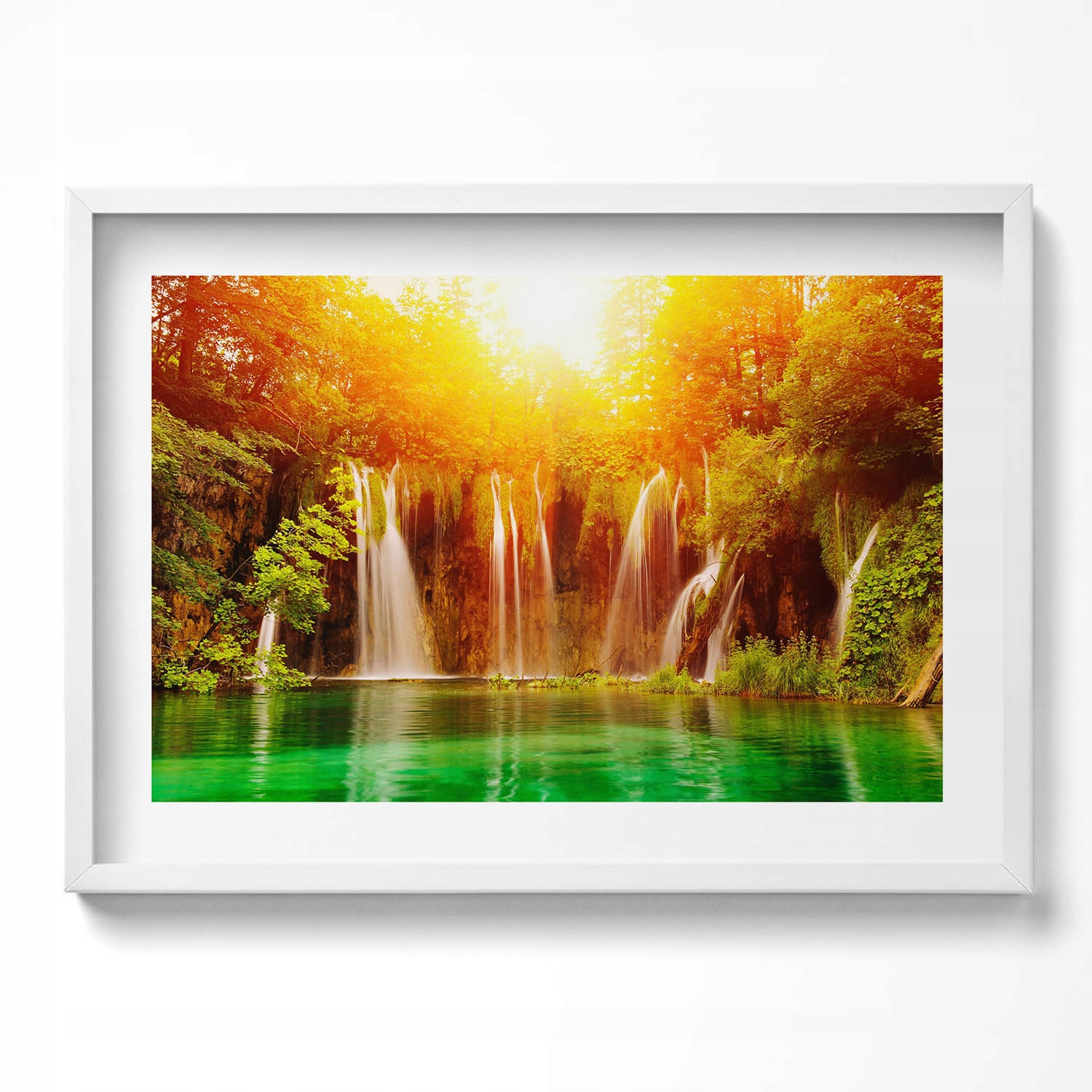 Dekorativní obraz v rámu do obývacího pokoje Malebný výhled na vodopád 70x50 cm