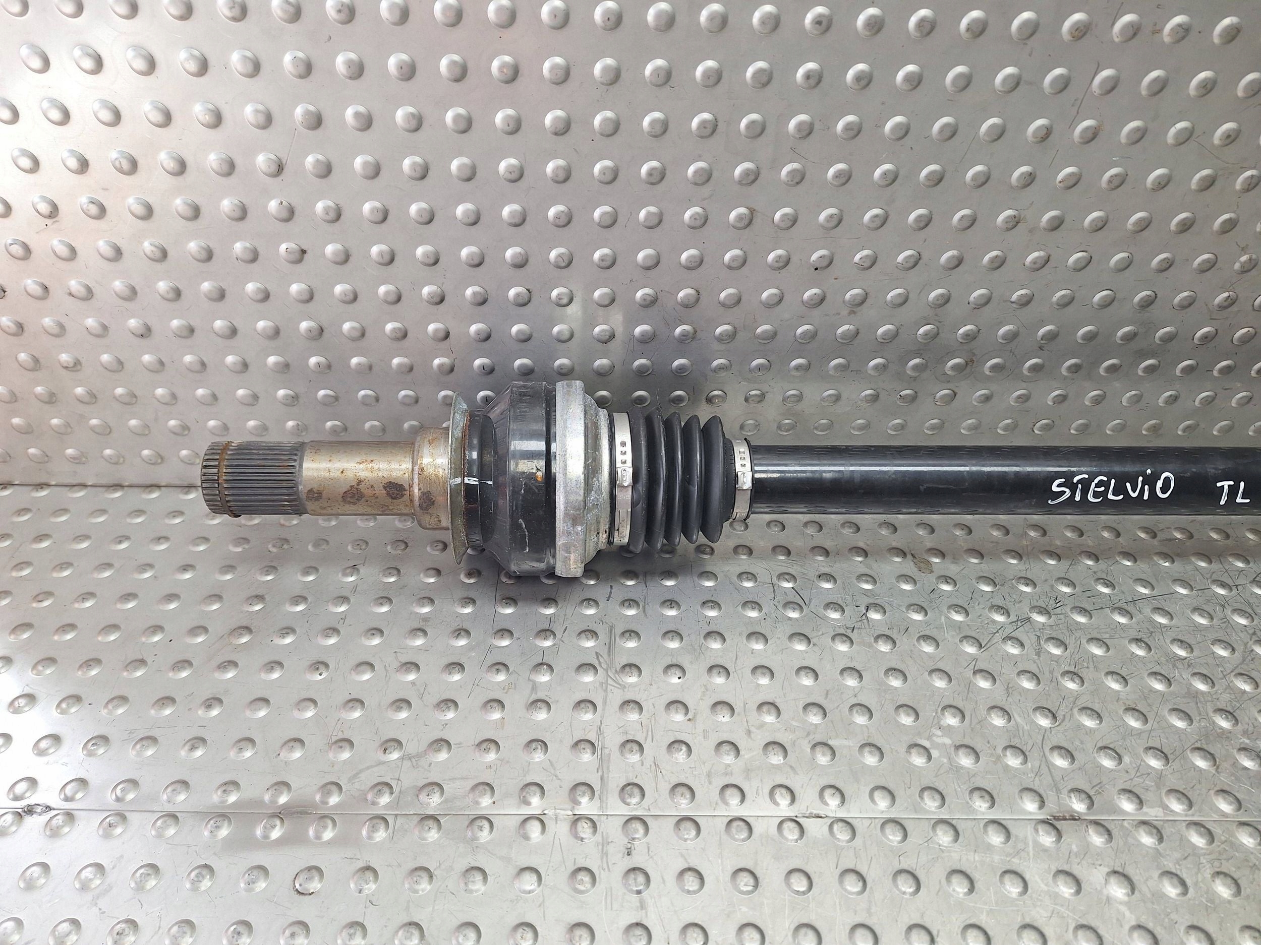 semi-axis left rear part 505504240 ALFA ROMEO STELVIO