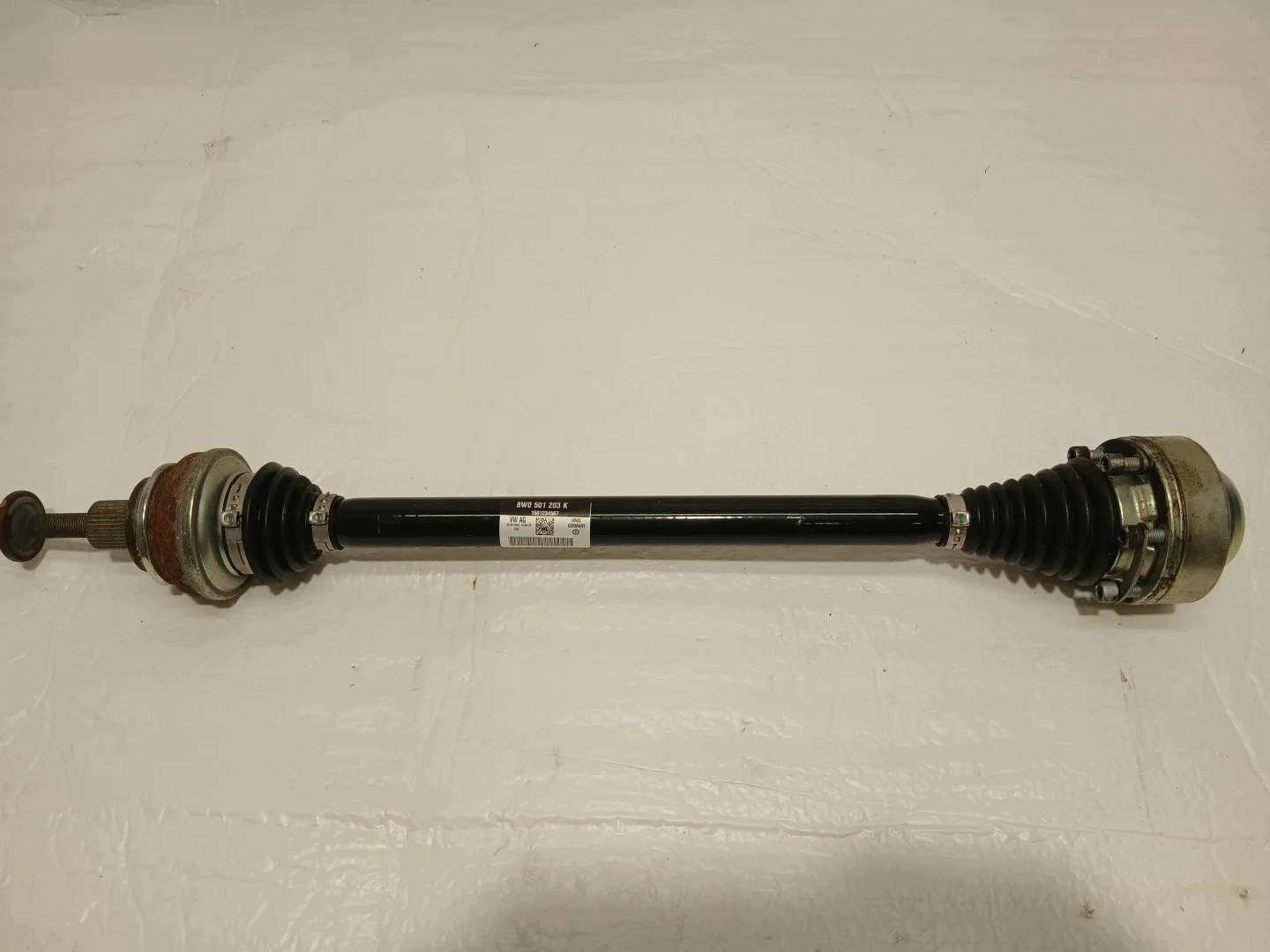 AUDI A4 B9 LIFT semi-axis left rear part 8W0501203K