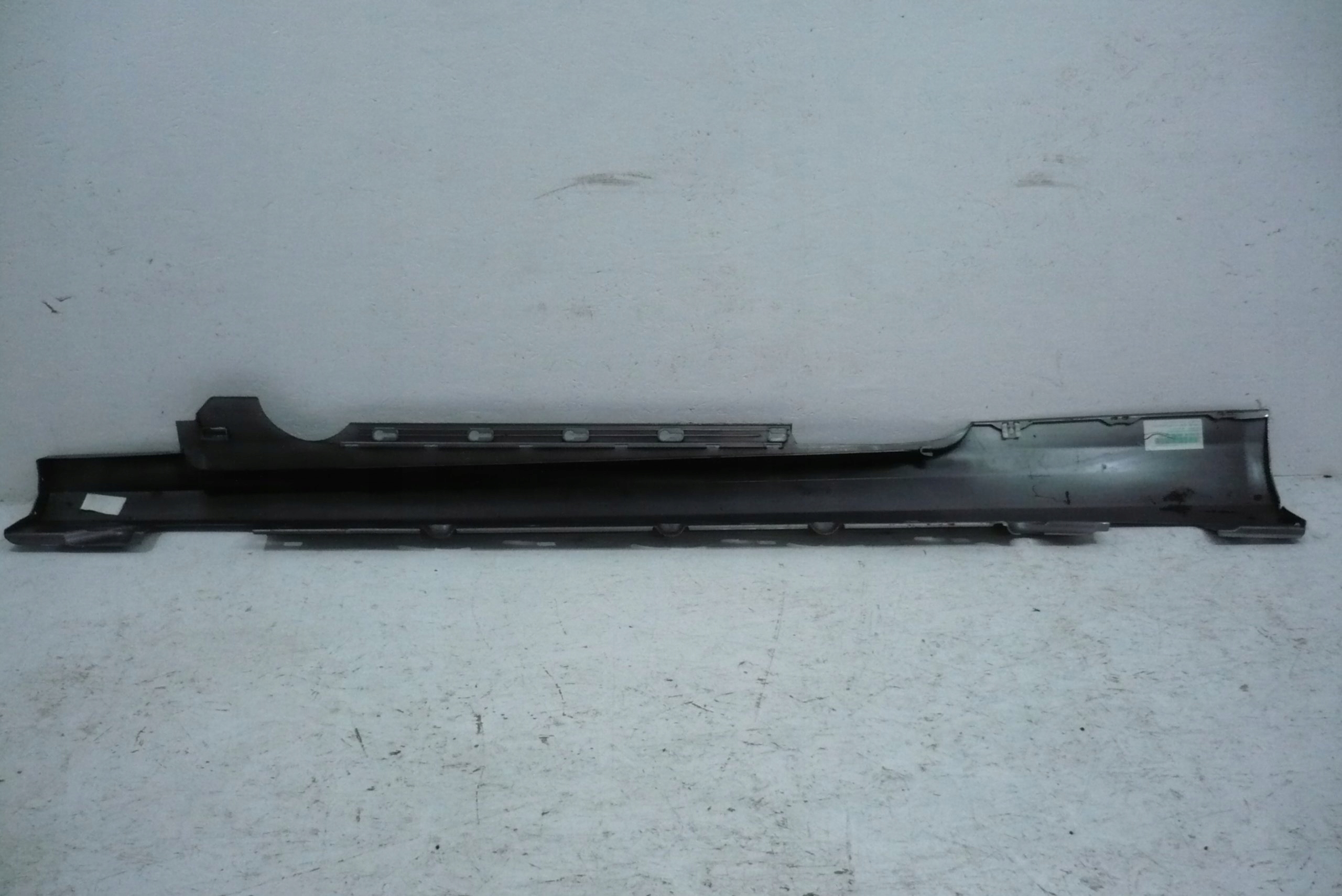 Mercedes W207 A207 cap moulding threshold right