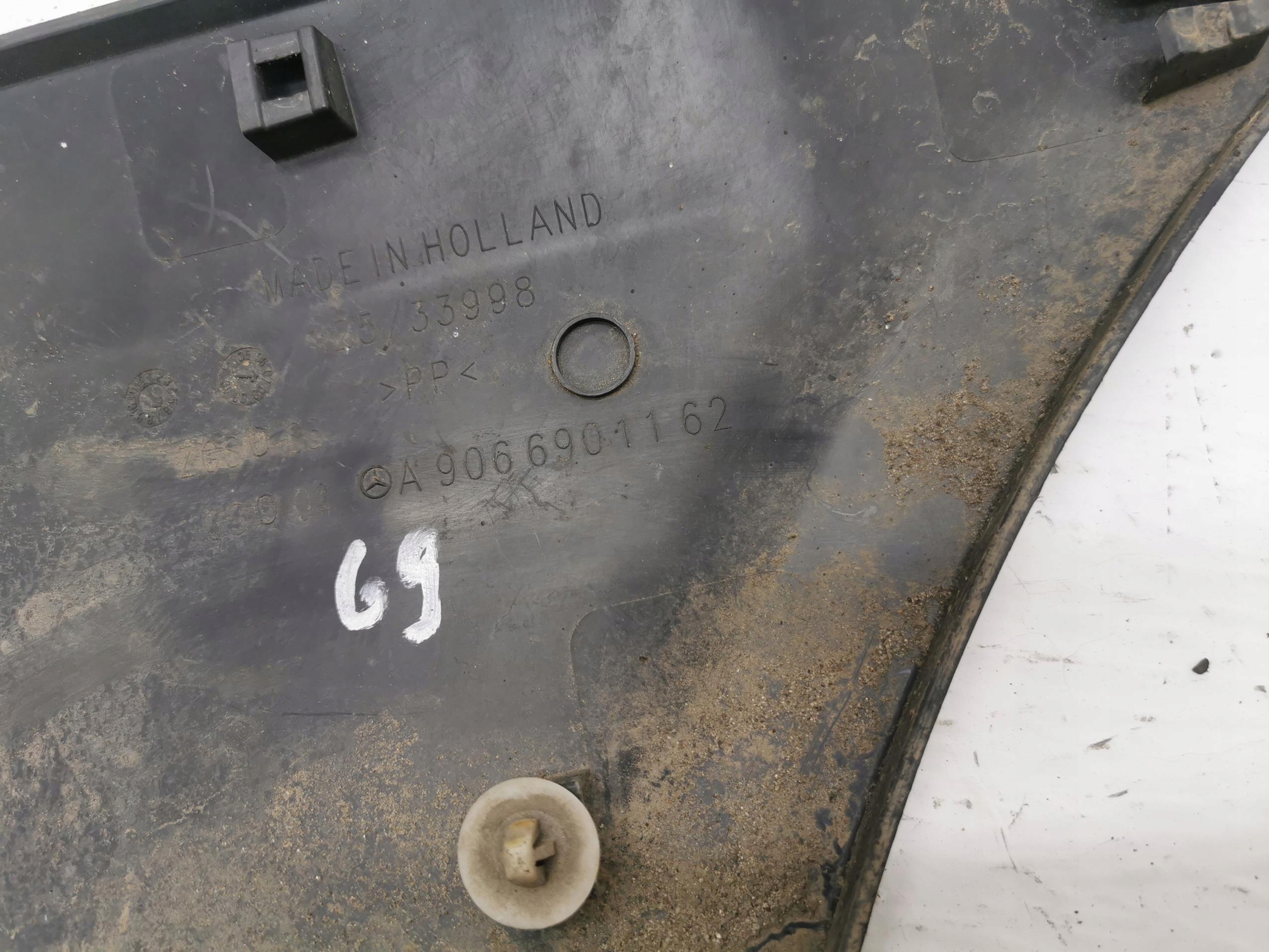 moulding left rear part MERCEDES SPRINTER W906 A9066901162