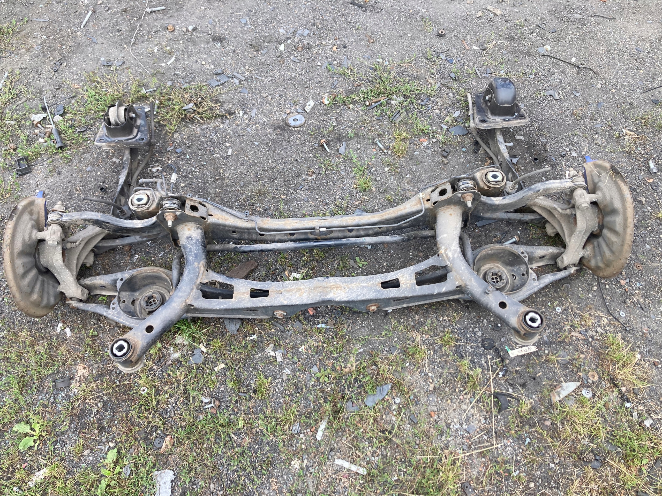 Zawieszenie tył KOMPLETNE Belka Sanki Tył VW Passat B8 KOMBI 2017r