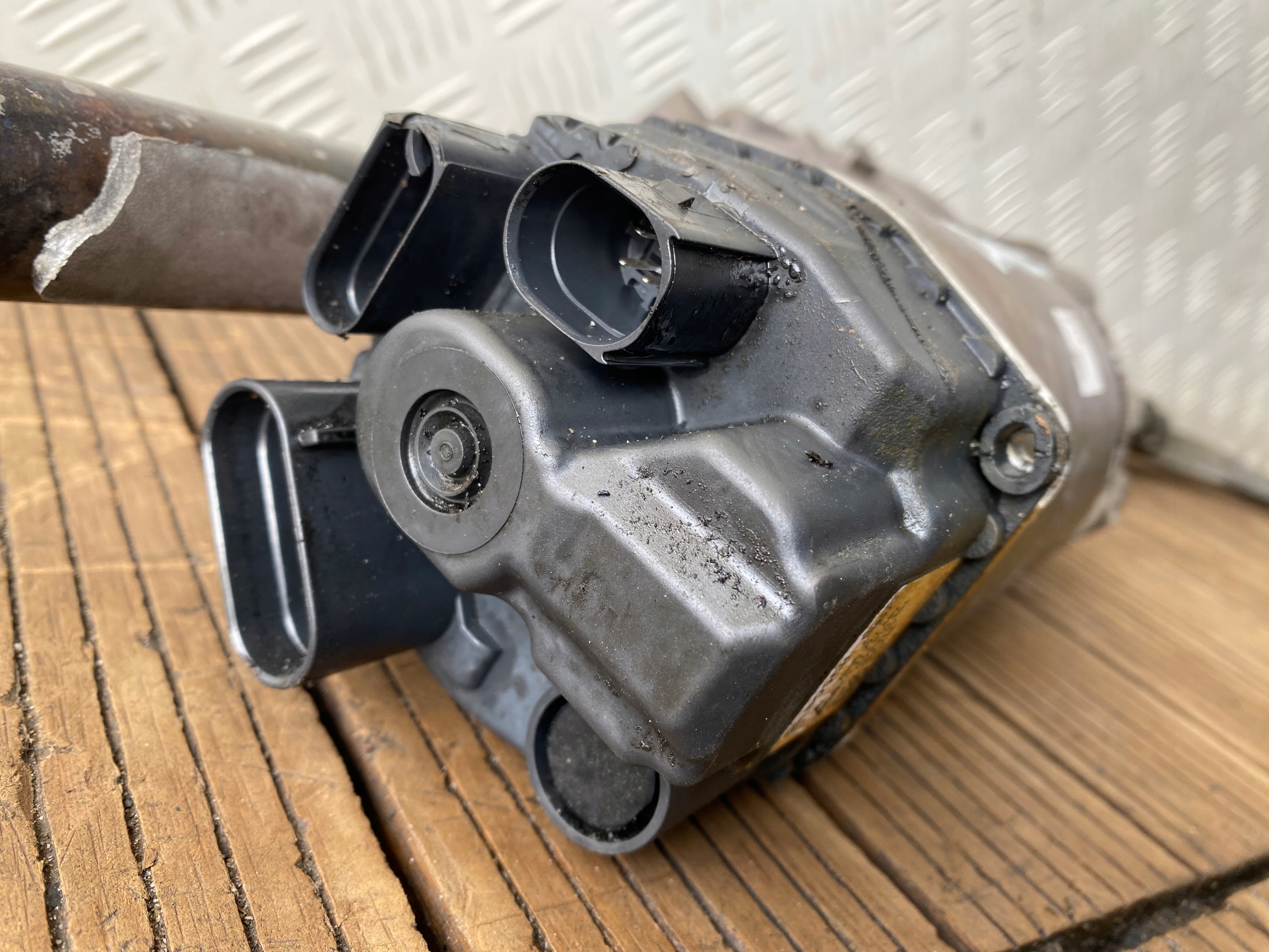 VW CRAFTER II MAN 20-24 engine mini motor servo control 2N0909143H
