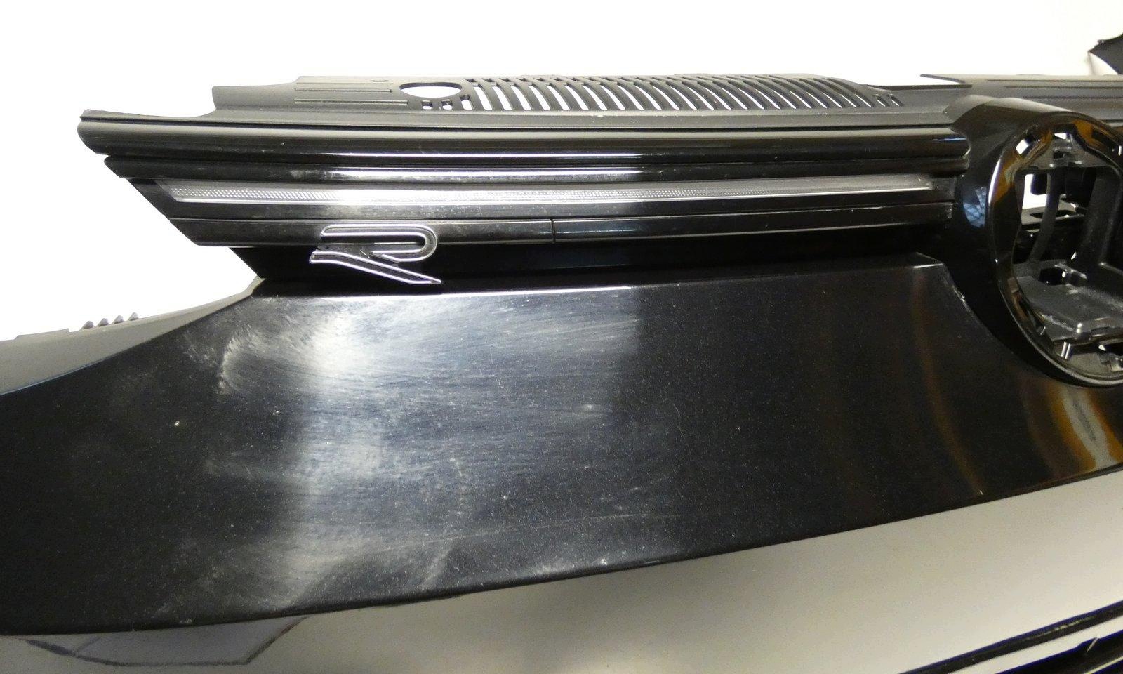 VW GOLF VIII 8 R-LINE 5H0807221 below 4 PDC bumper front front