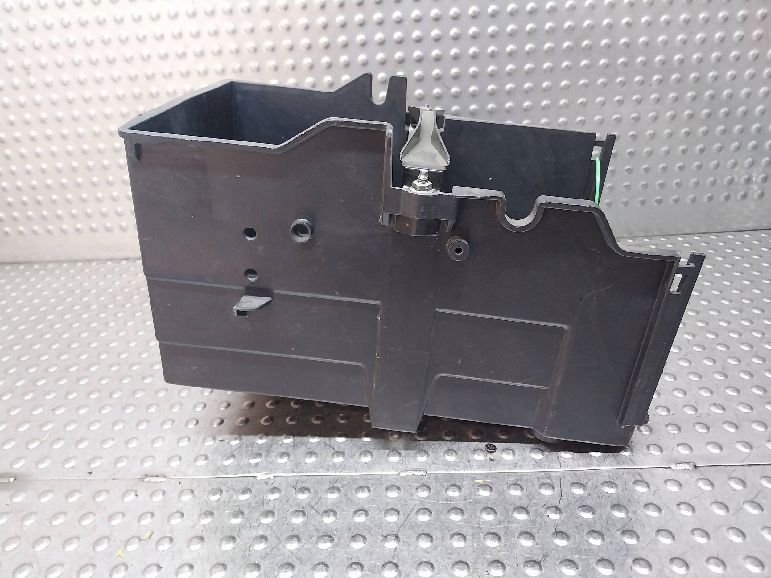 Kryt Obal akumulátora AM51-10723-AD FORD C-MAX MK2 FOCUS MK3