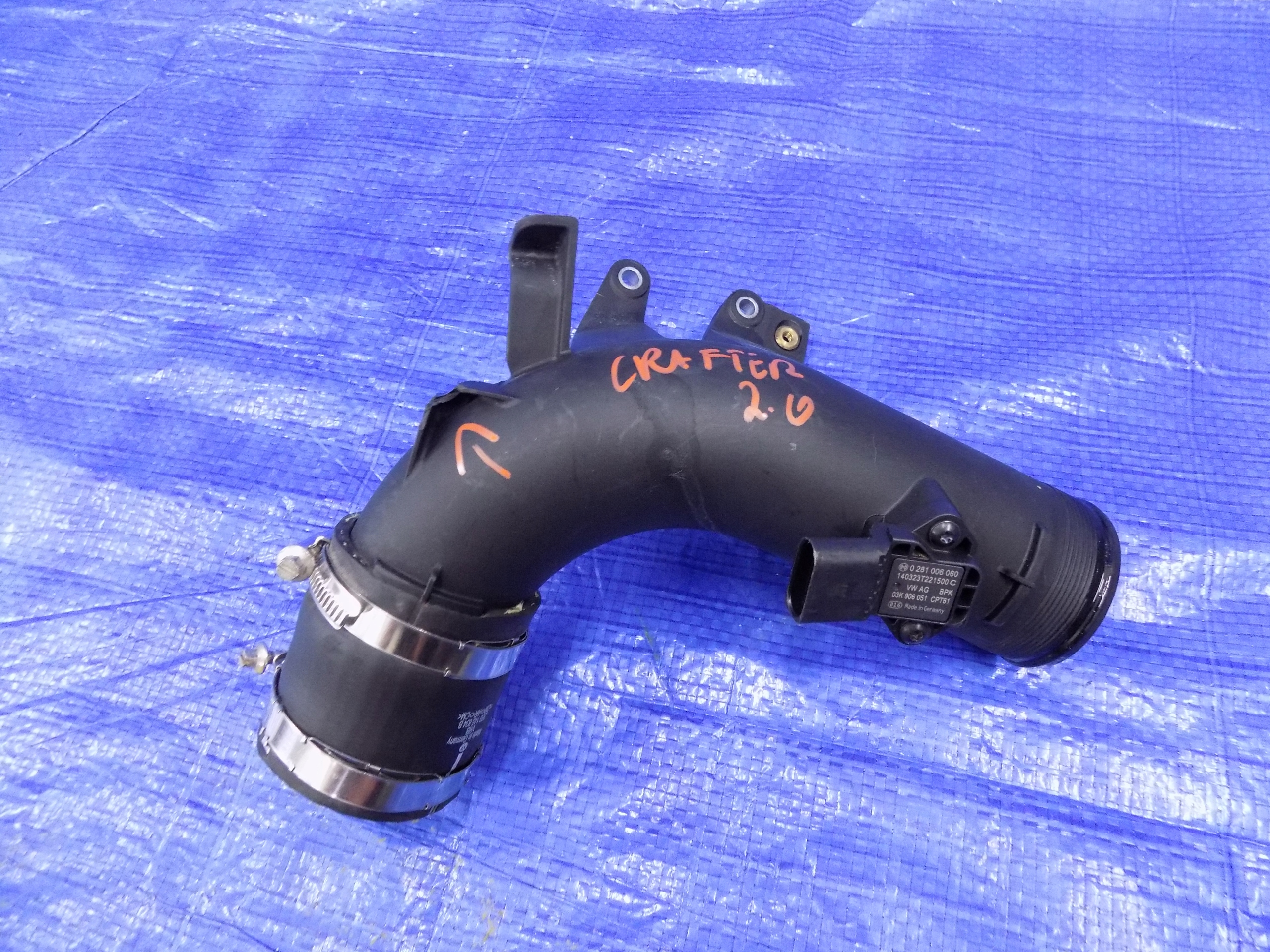 2E0145762A - ТРУБОПРОВІД ІНТЕРКУЛЕРА CRAFTER SPRINTER 906 2,0