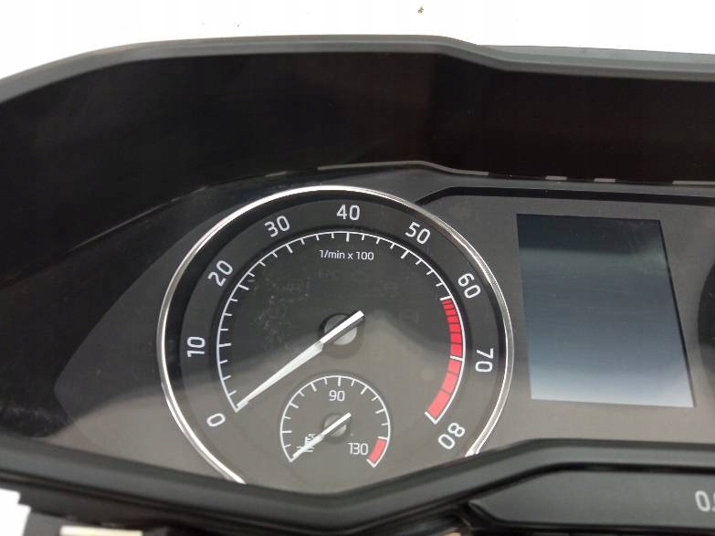 dials 3V0920740B Skoda Superb III (2015-)