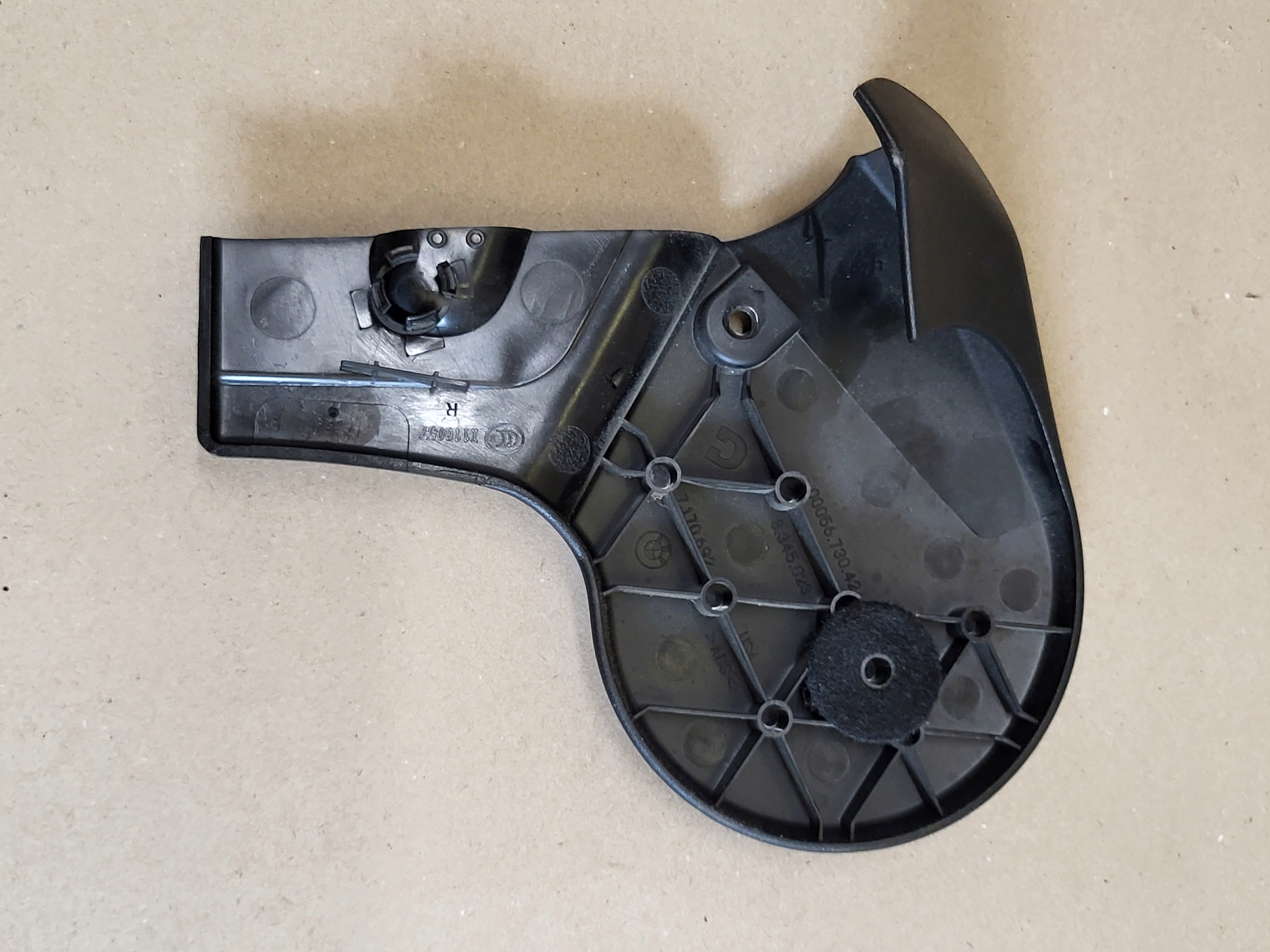 cover spoiler seat right front BMW X5 E70 X6 E71 OE EU 7170692 8345023