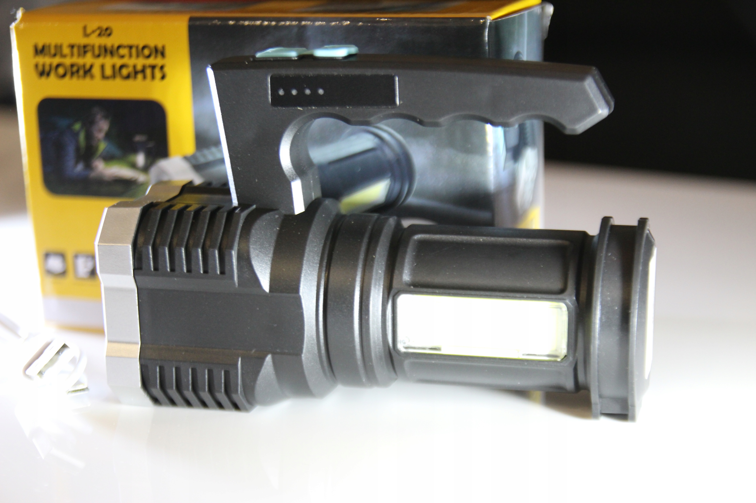 KEMPING SZPERACZ LATARKA AKUMULATOROWA LED 3W1 Model TL-2056