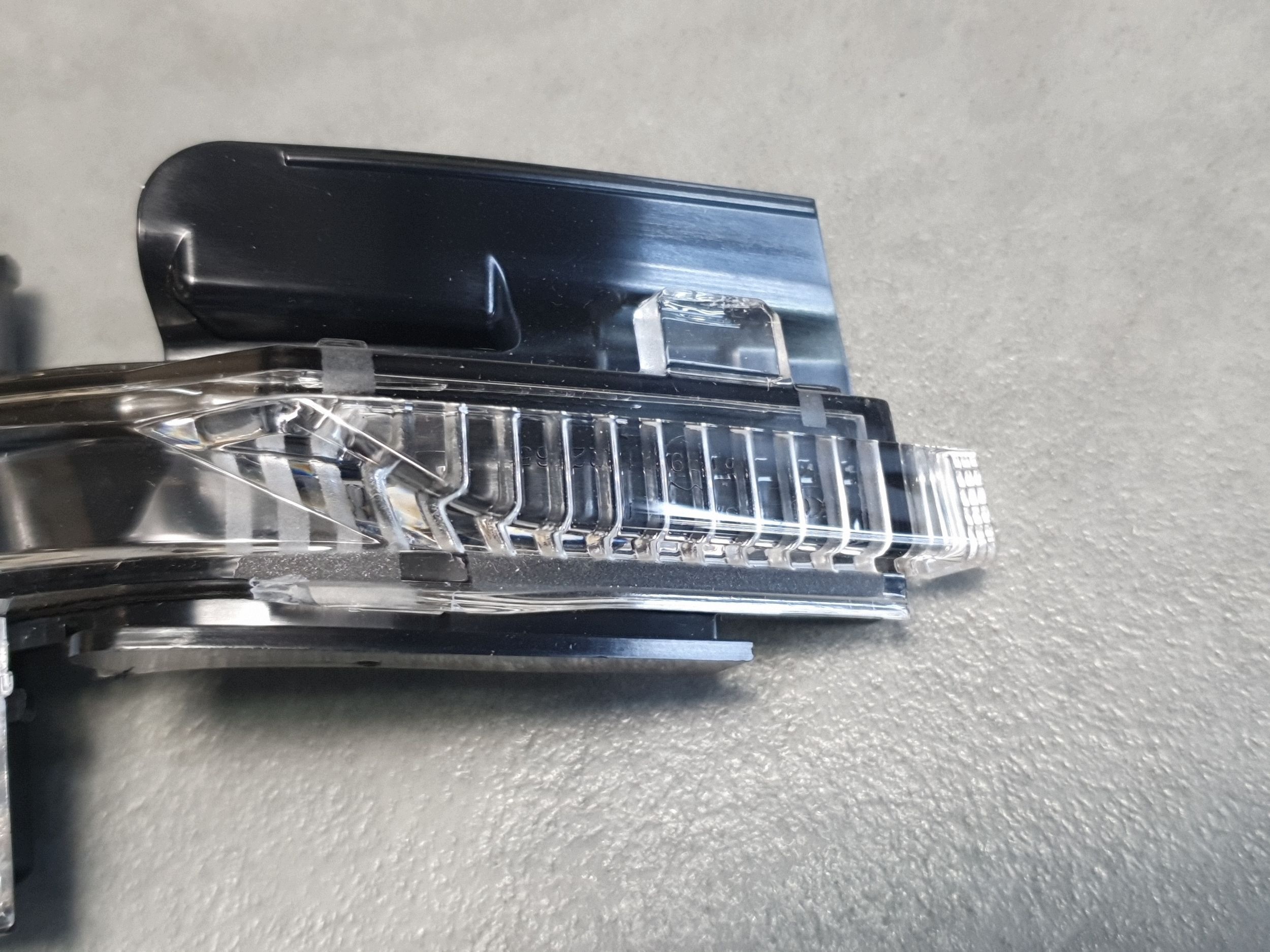 Audi A3 8Y Blinkerleuchte w lusterku rechts 8Y1949102A