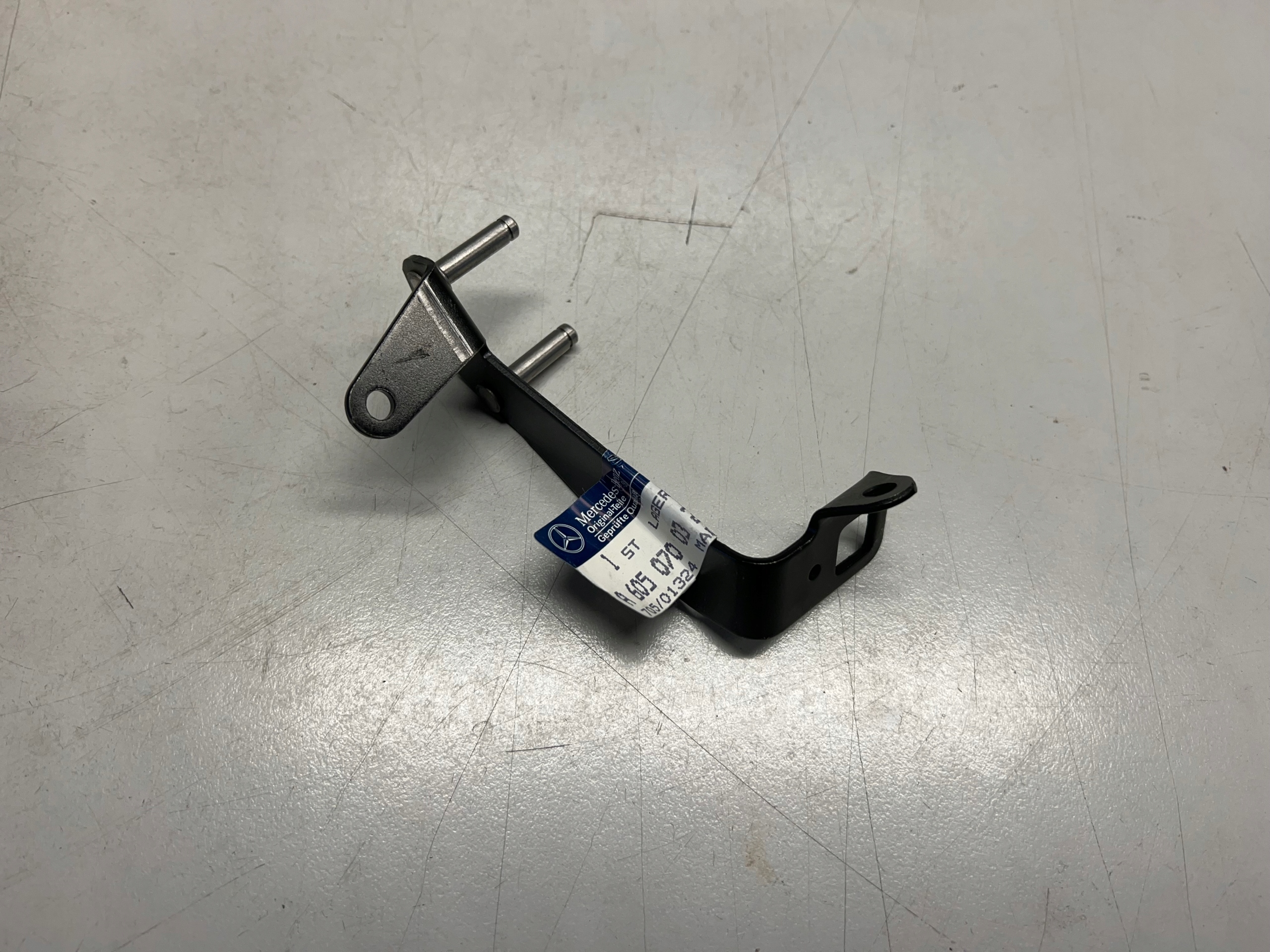 MERCEDES OM605 WSPORNIK GAZU NOWY A6050700324