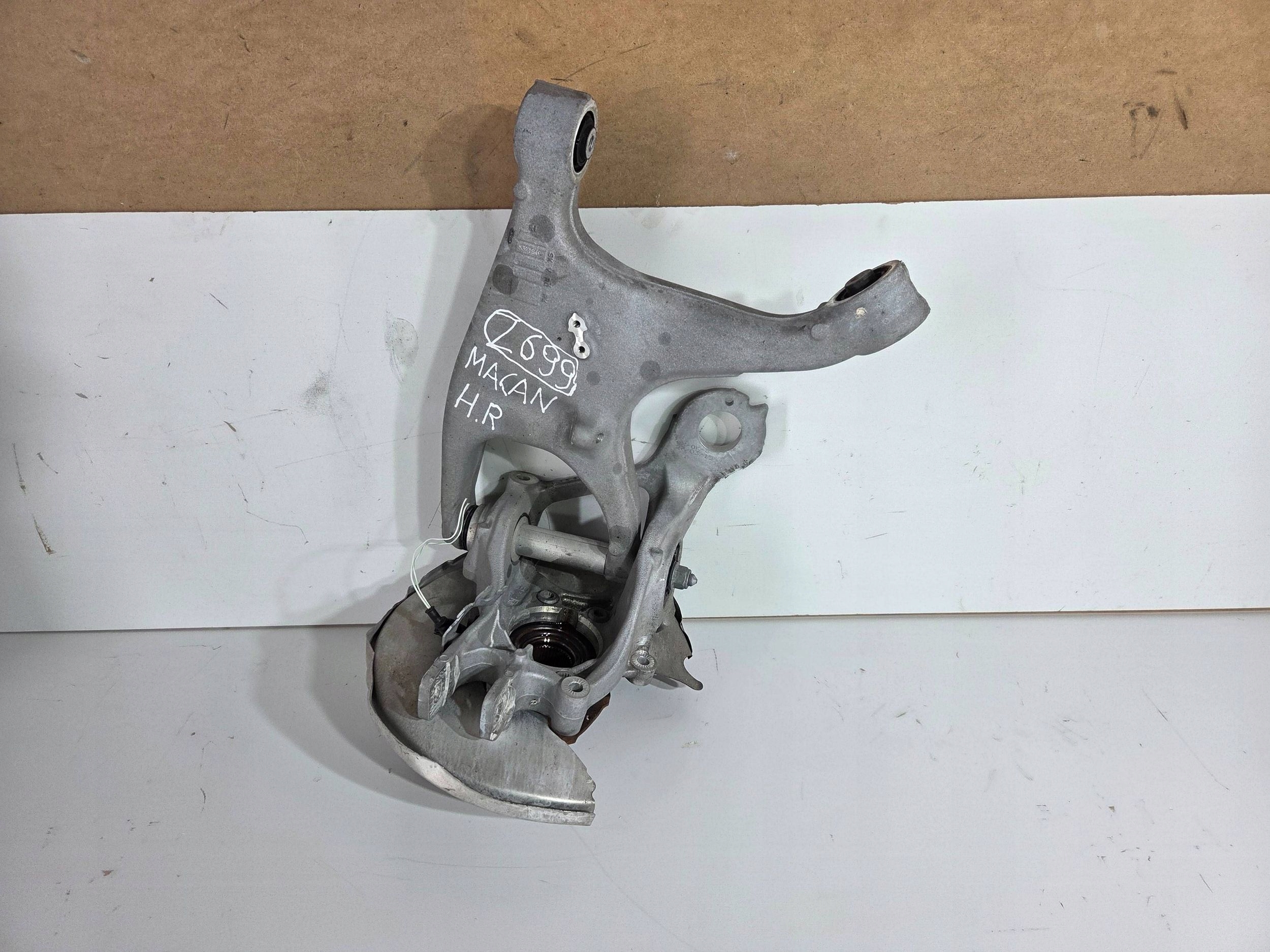 Porsche Macan (95B) swing rear right 8R0505436C (Z699)