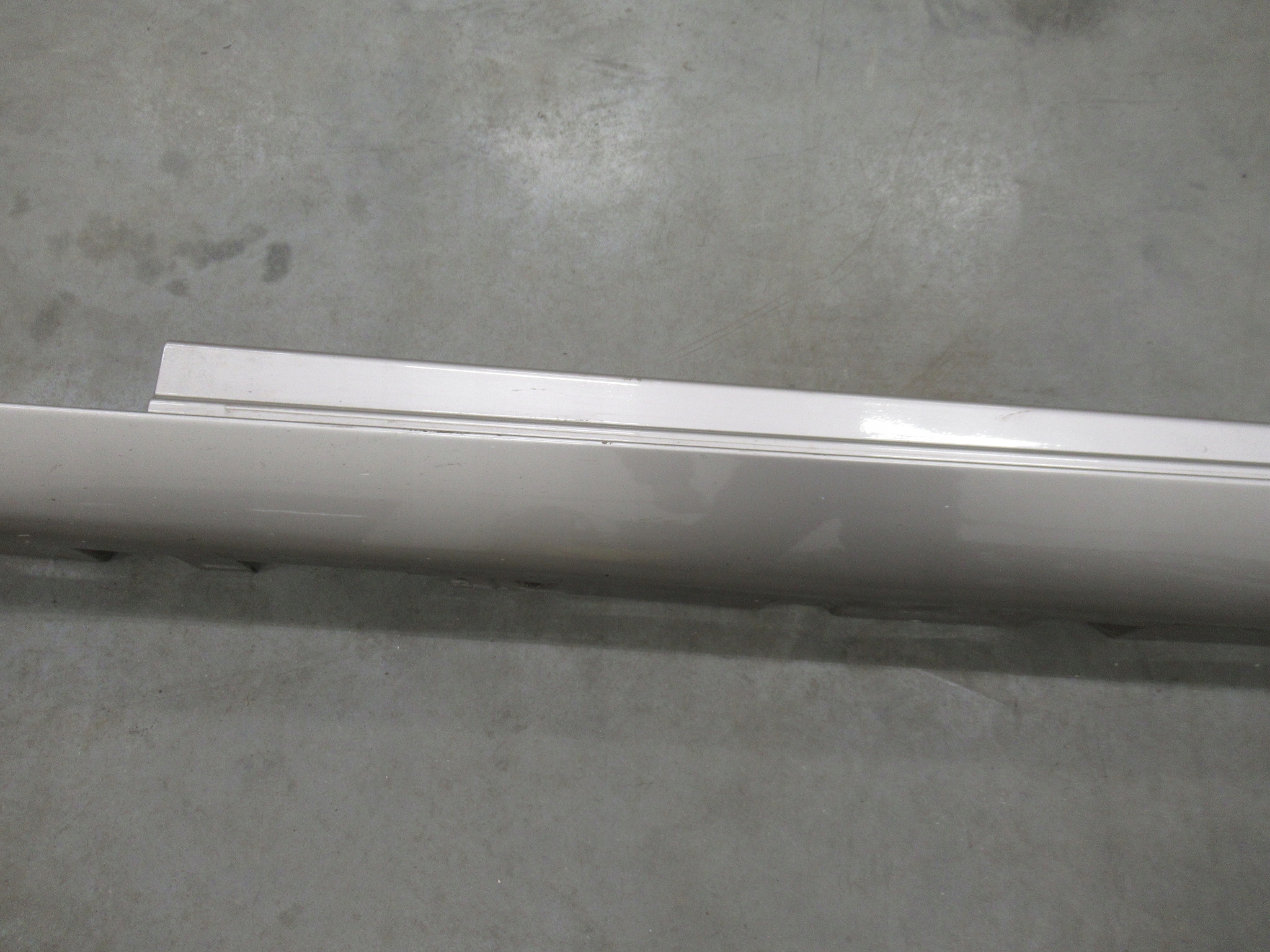 moulding threshold left BMW F01 F02 F04 Kaschmirsilber