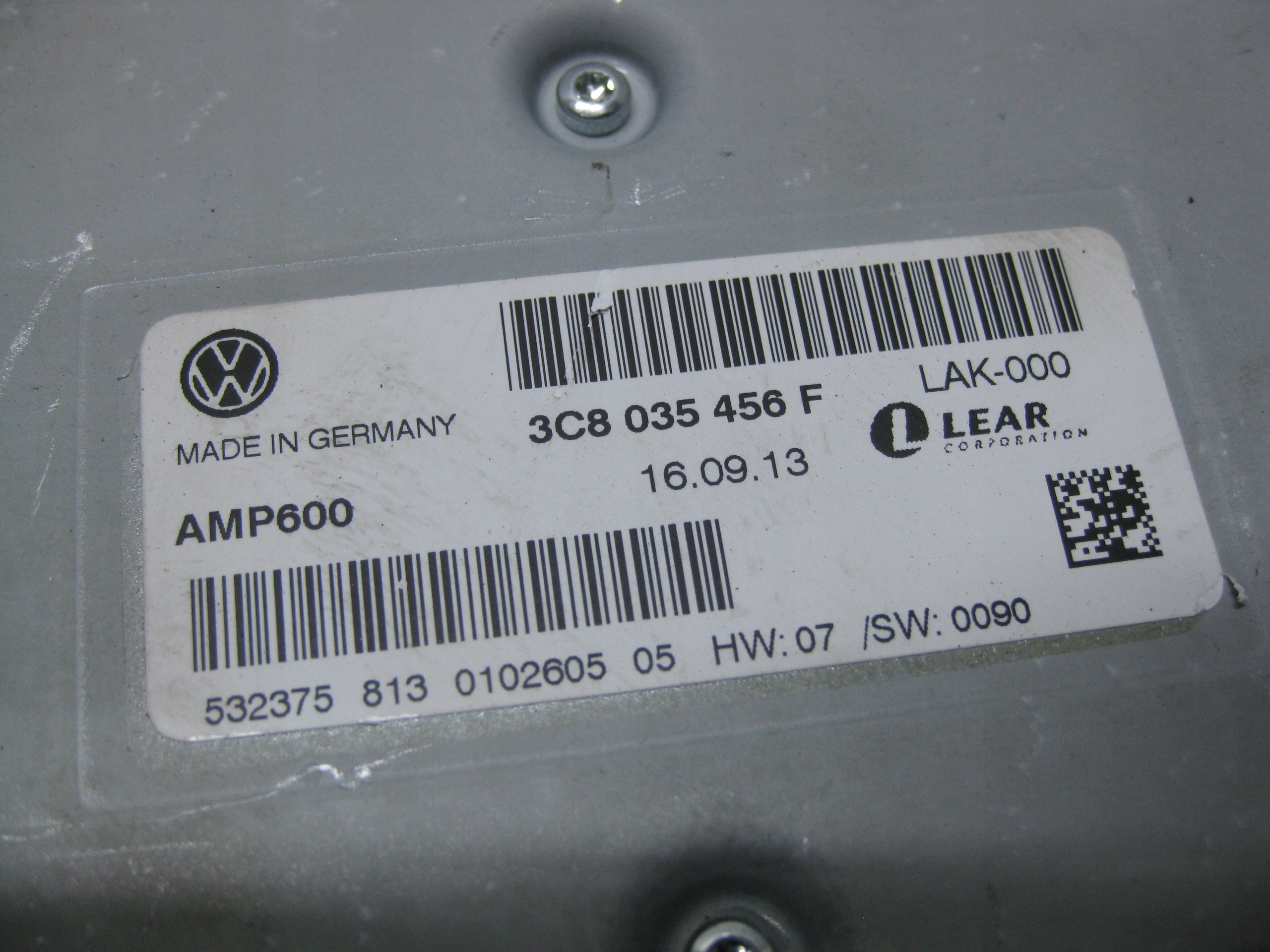 VW PASSAT B7 amplifier AUDIO DYNAUDIO 3C8035456F