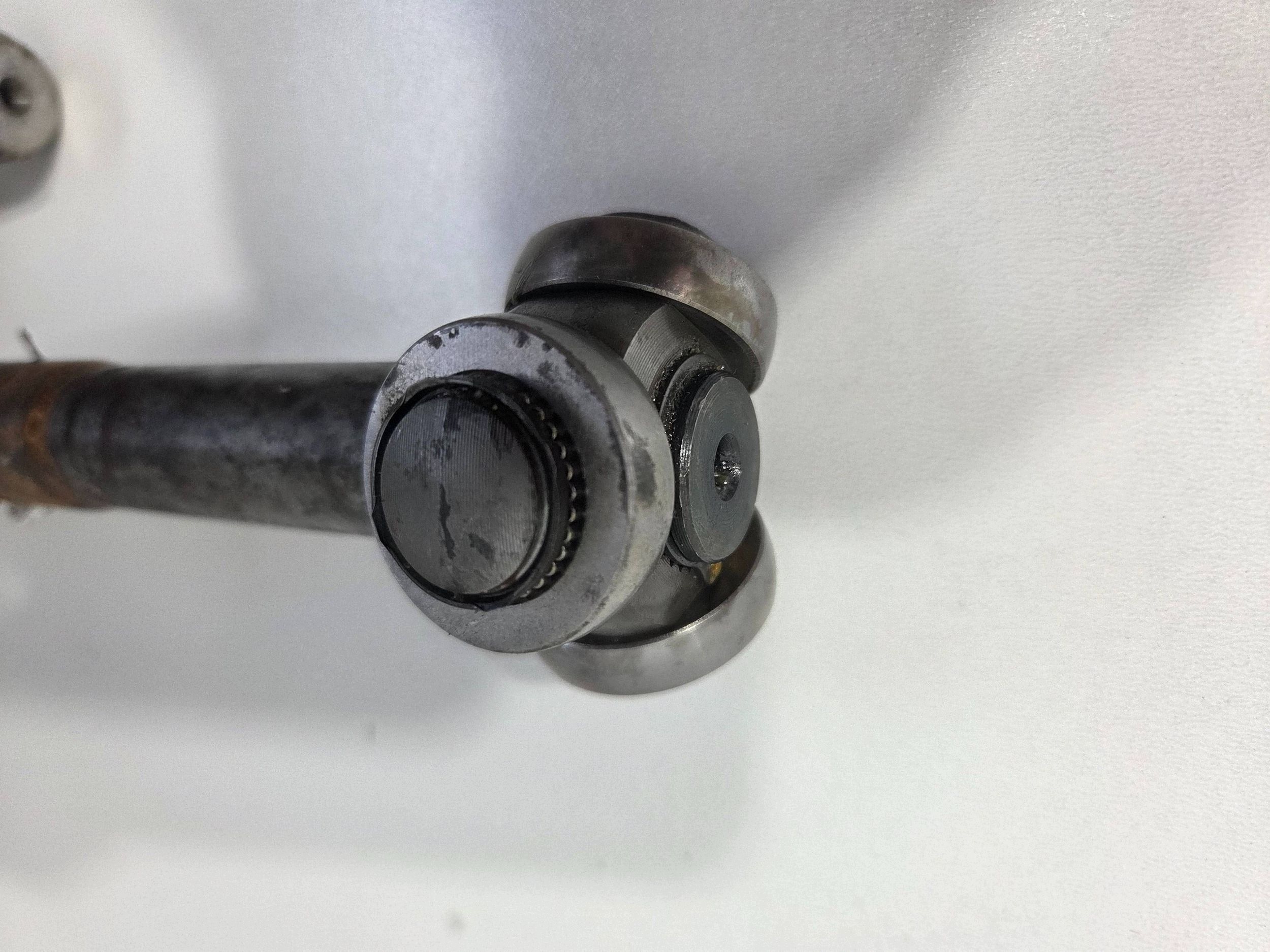 Renault Clio VI 1,2 manual semi-axis front left 391012249RA (P882)