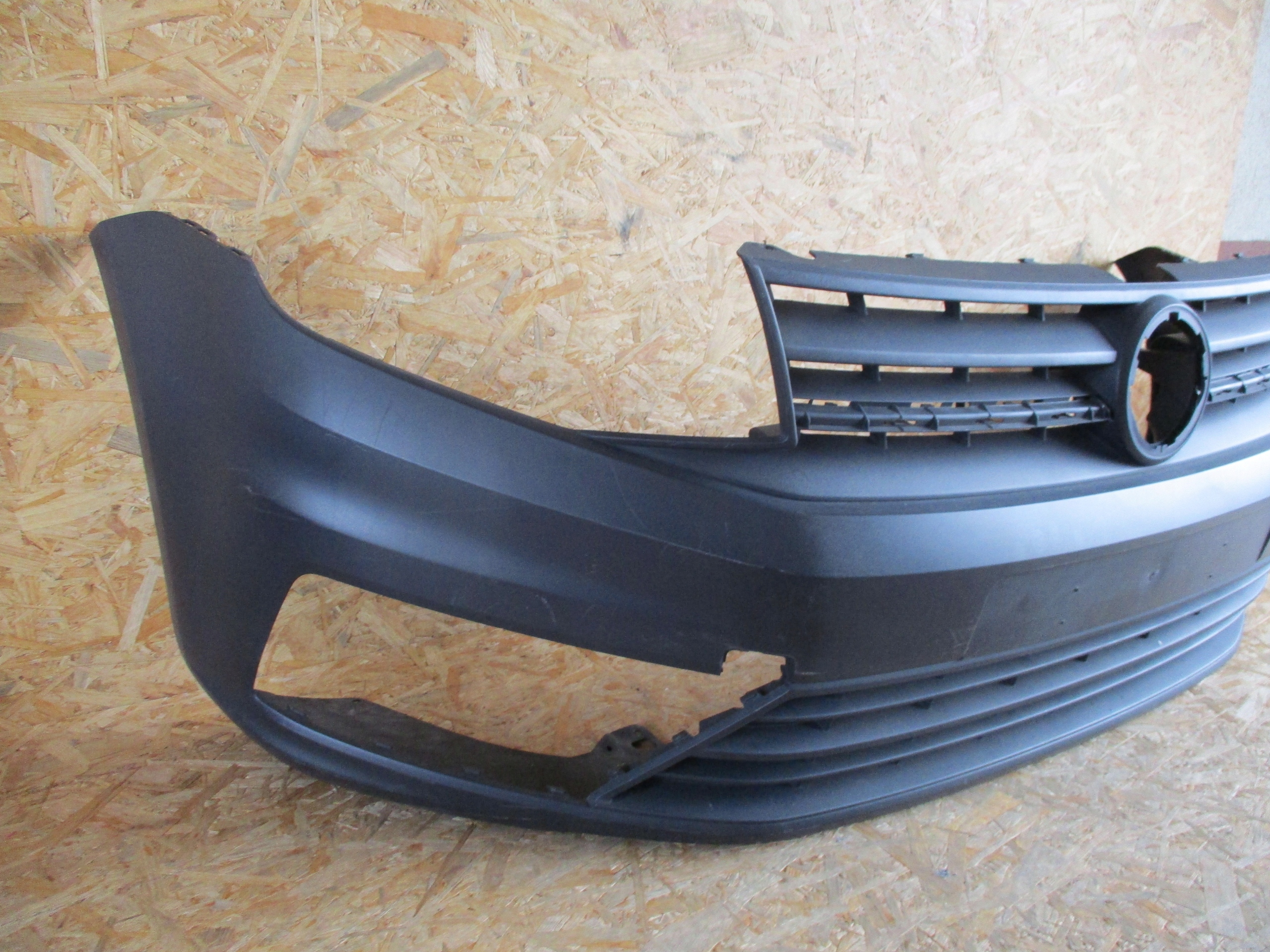 bumper front front VW CADDY 2K5 LIFT 15