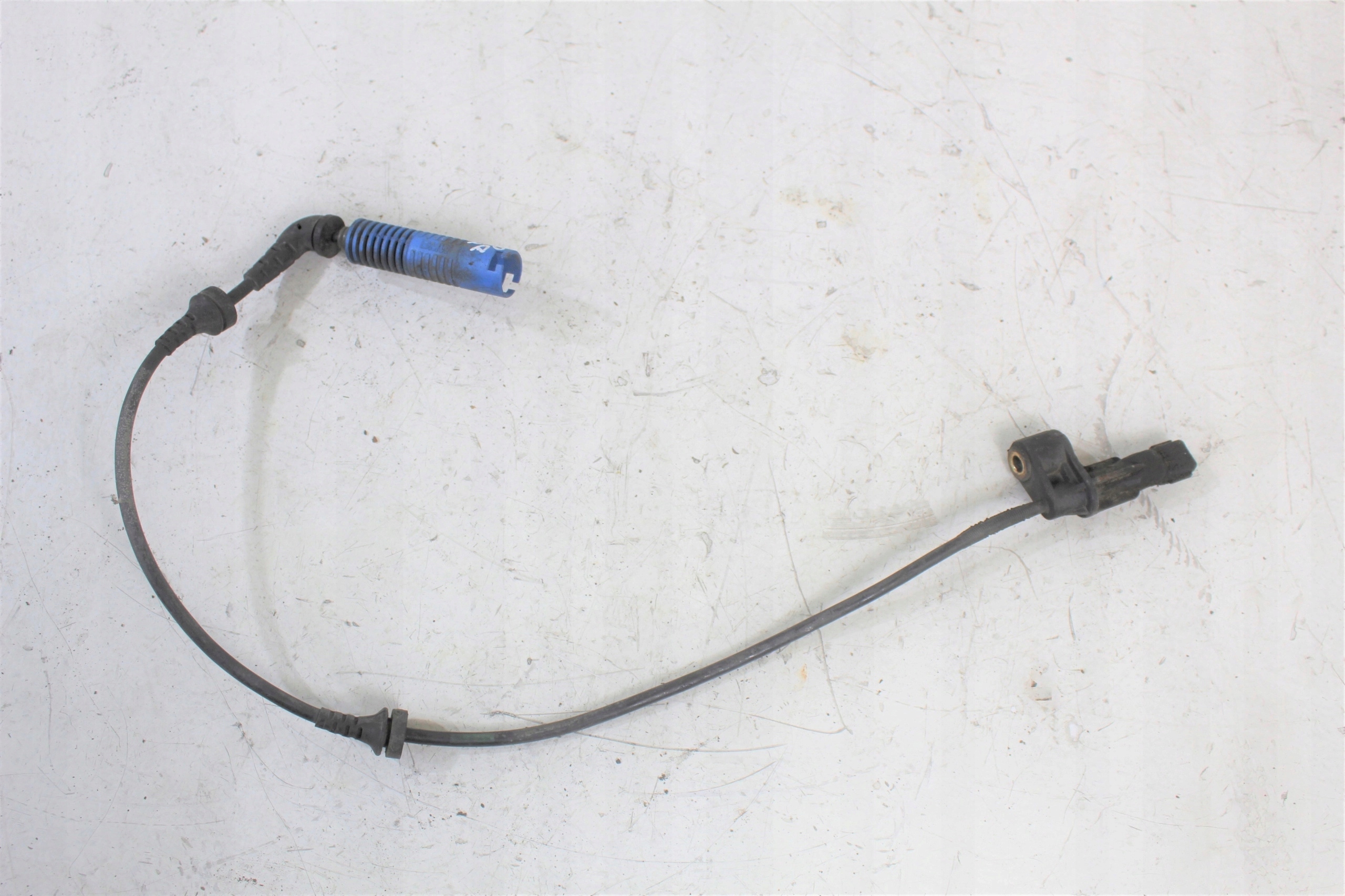 CZUJNIK ABS TYŁ PRAWY LEWY BMW SERIA 3 E46 6752682 Producent części BMW OE