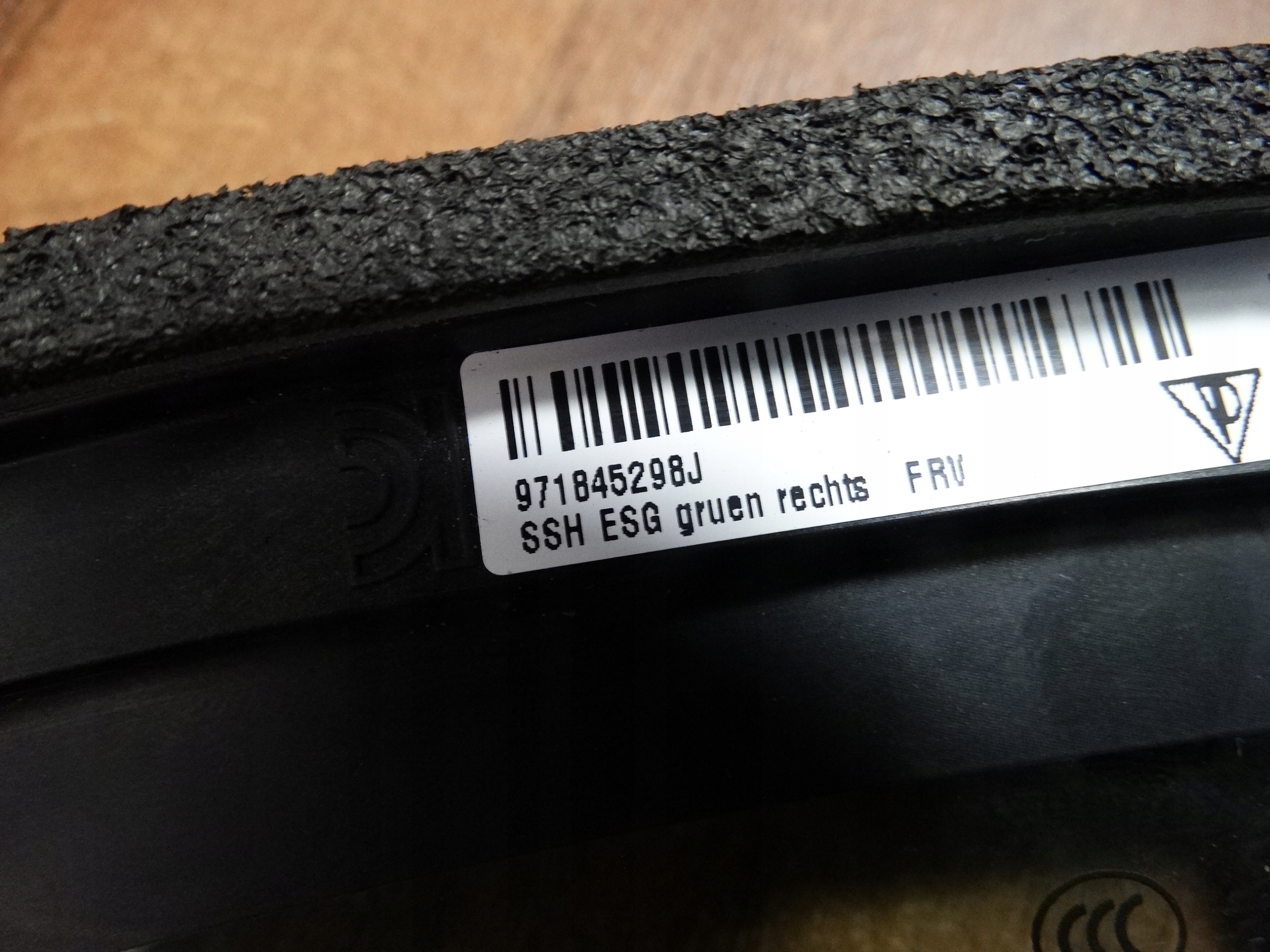 window WKLEJKA rear right PORSCHE 971 19r. 1