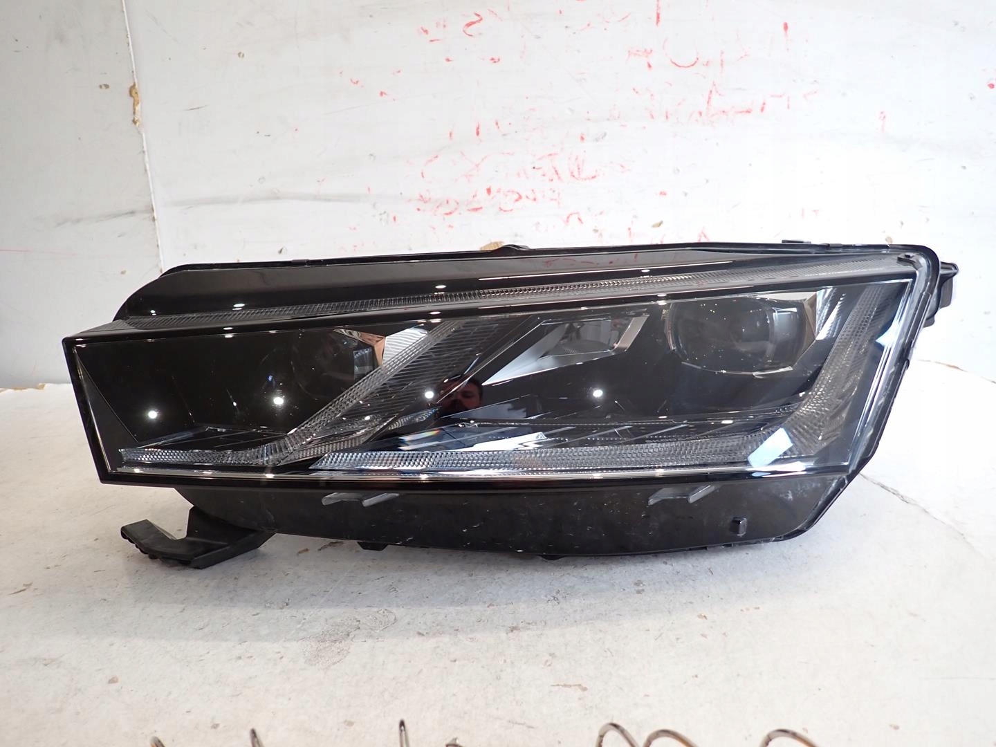 light front front left SKODA OCTAVIA IV 2020- FULL LED 5E4941015A