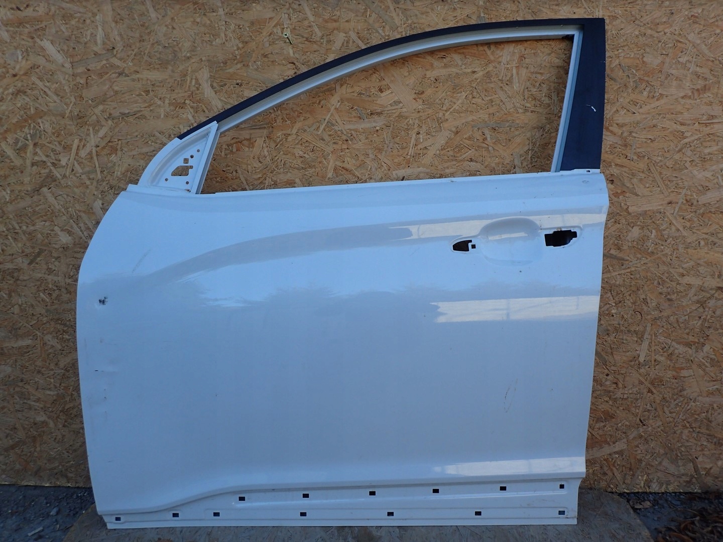 DRZWI LEWE PRZENIE LEWY PRZÓD HYUNDAI KONA OS 2017-