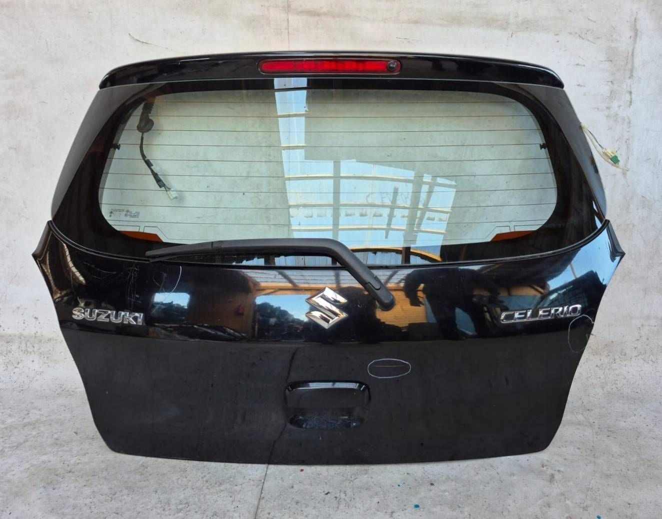 SUZUKI CELERIO 14- trunk door boot rear part rear LAK. ZTT