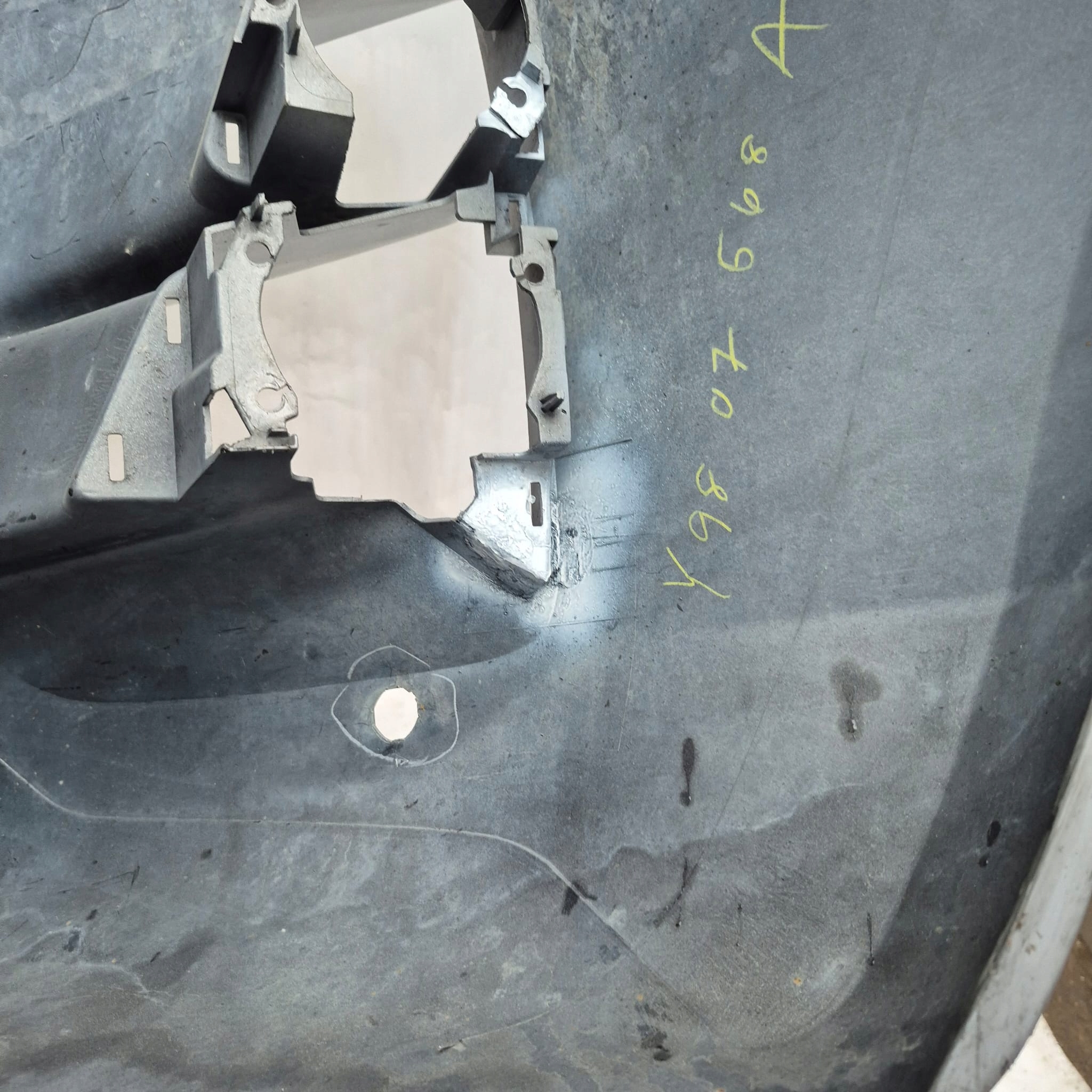 ISUZU D MAX D-MAX III 3 20- bumper front front PDC