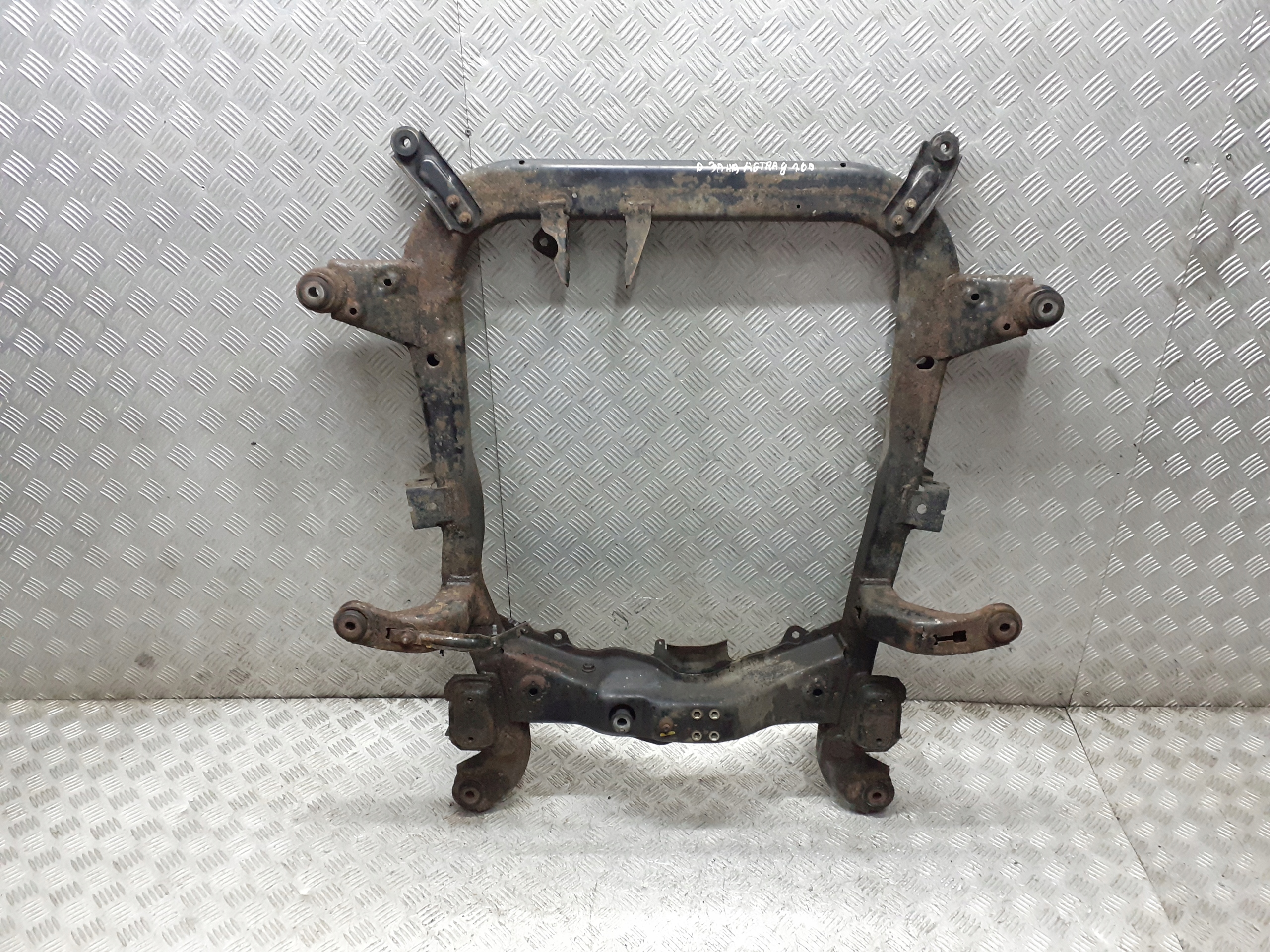 САЛАЗКИ ТРАВЕРС OPEL ASTRA G II 1.6