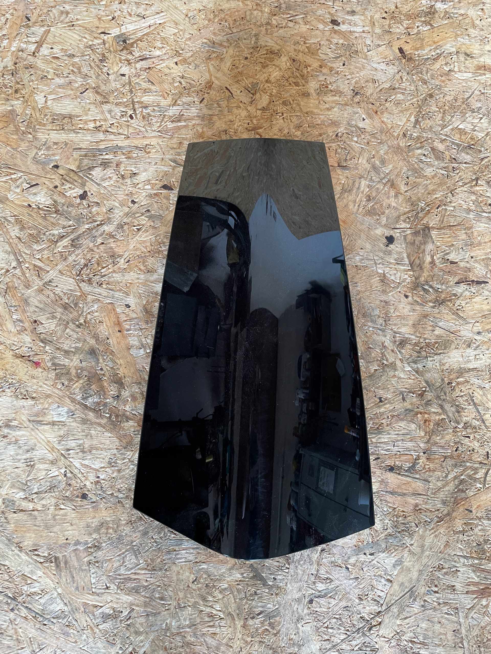 NAKŁADKA SŁUPKA LEWY TYŁ SKODA YETI 5L6853215