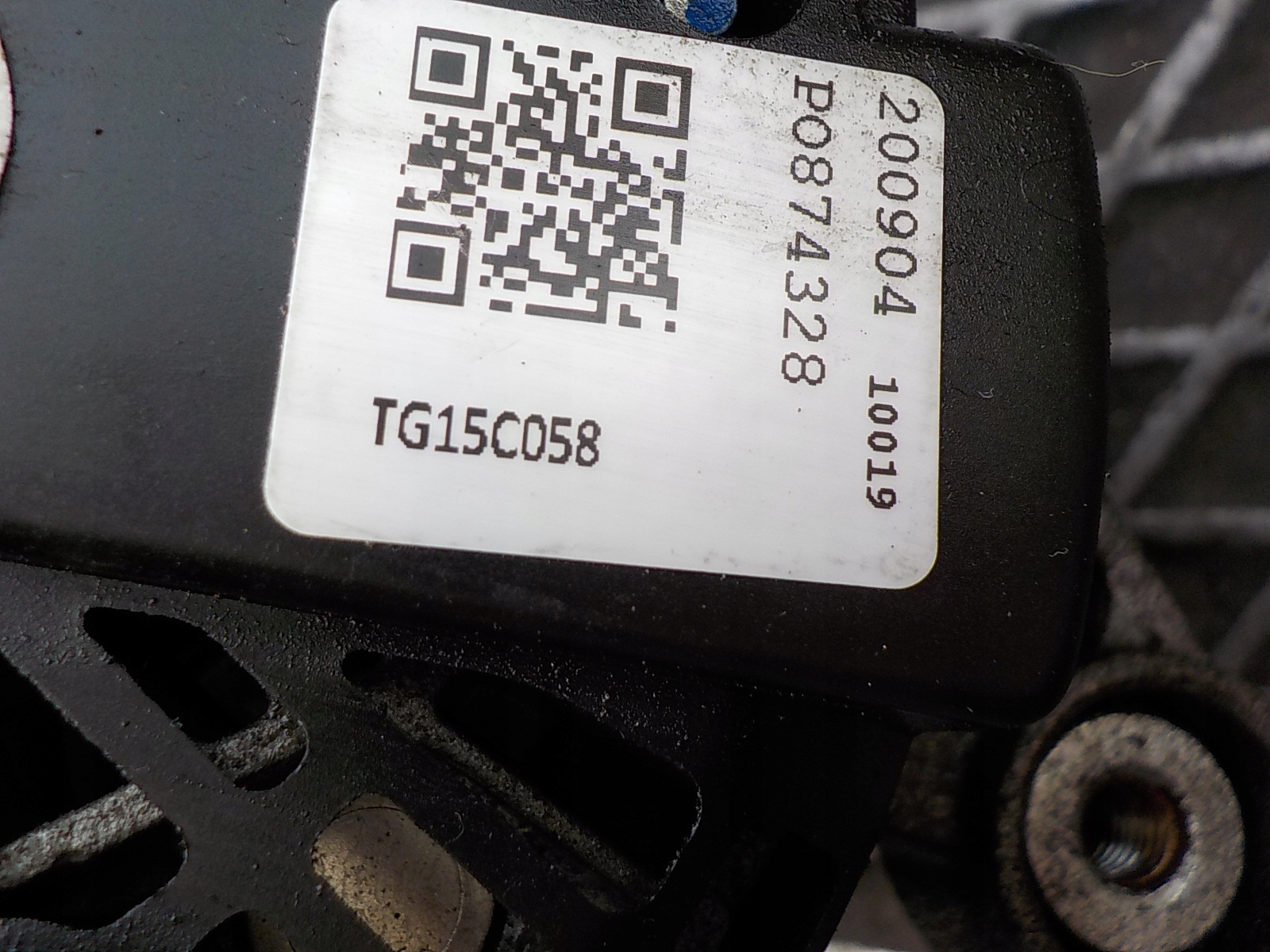 RENAULT TRAFIC OPEL VIVARO 2.0 DCI ALTERNATOR TG15C058