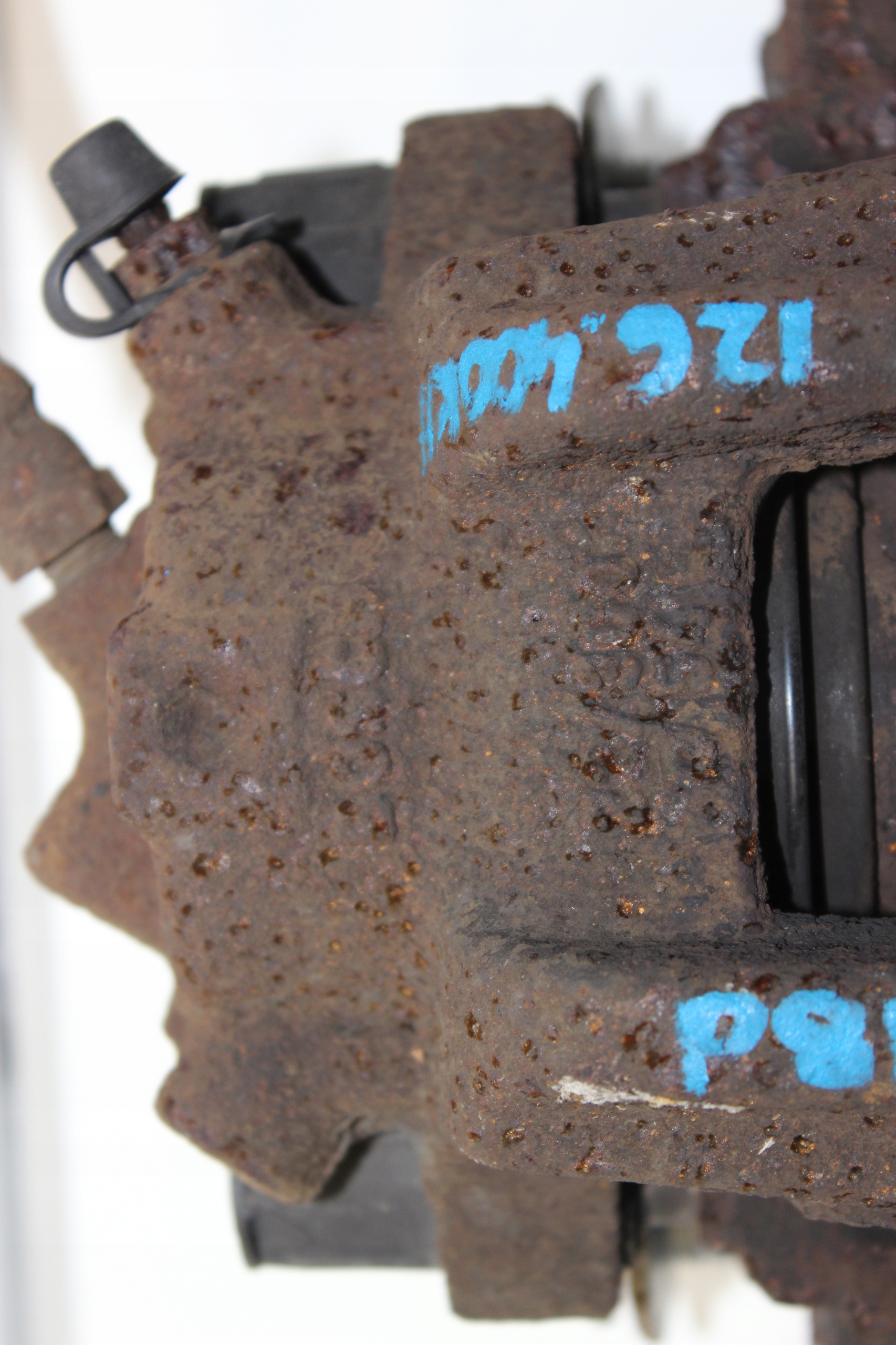 BMW F30 F31 caliper HAMUCLOWY right front 318D 54