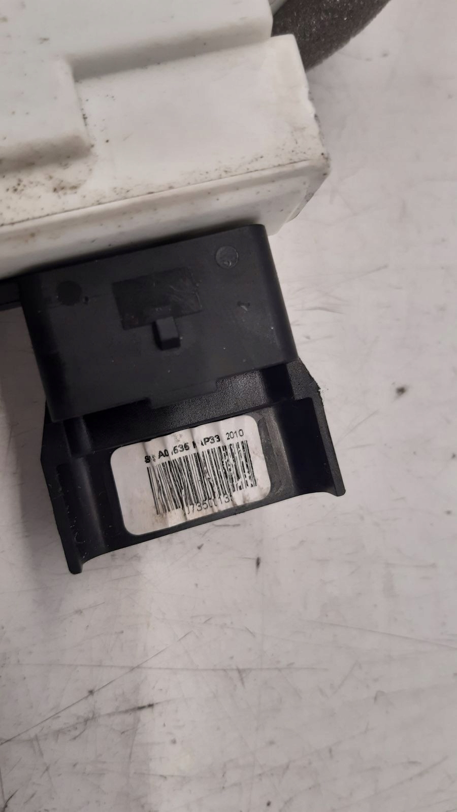 lock door front front right Citroen Berlingo III 1,6 HDI