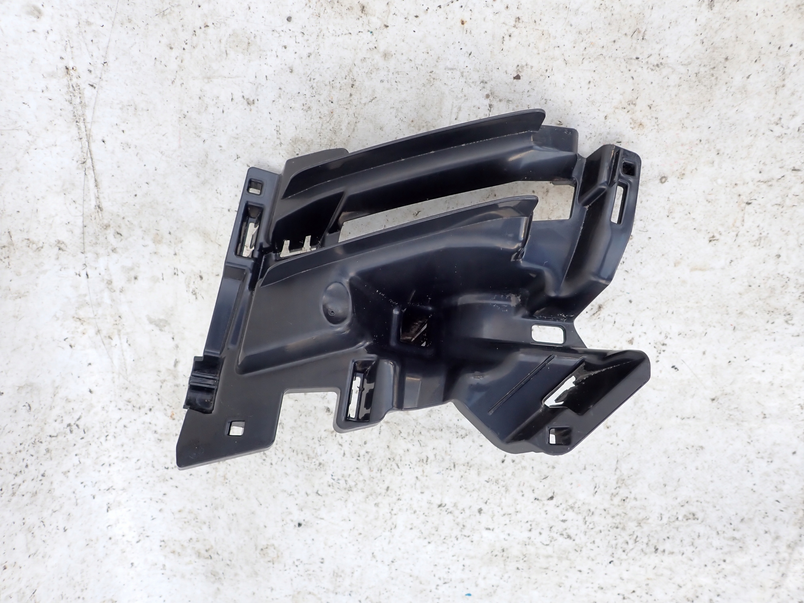 SKODA KODIAQ 16- bumper bracket right front