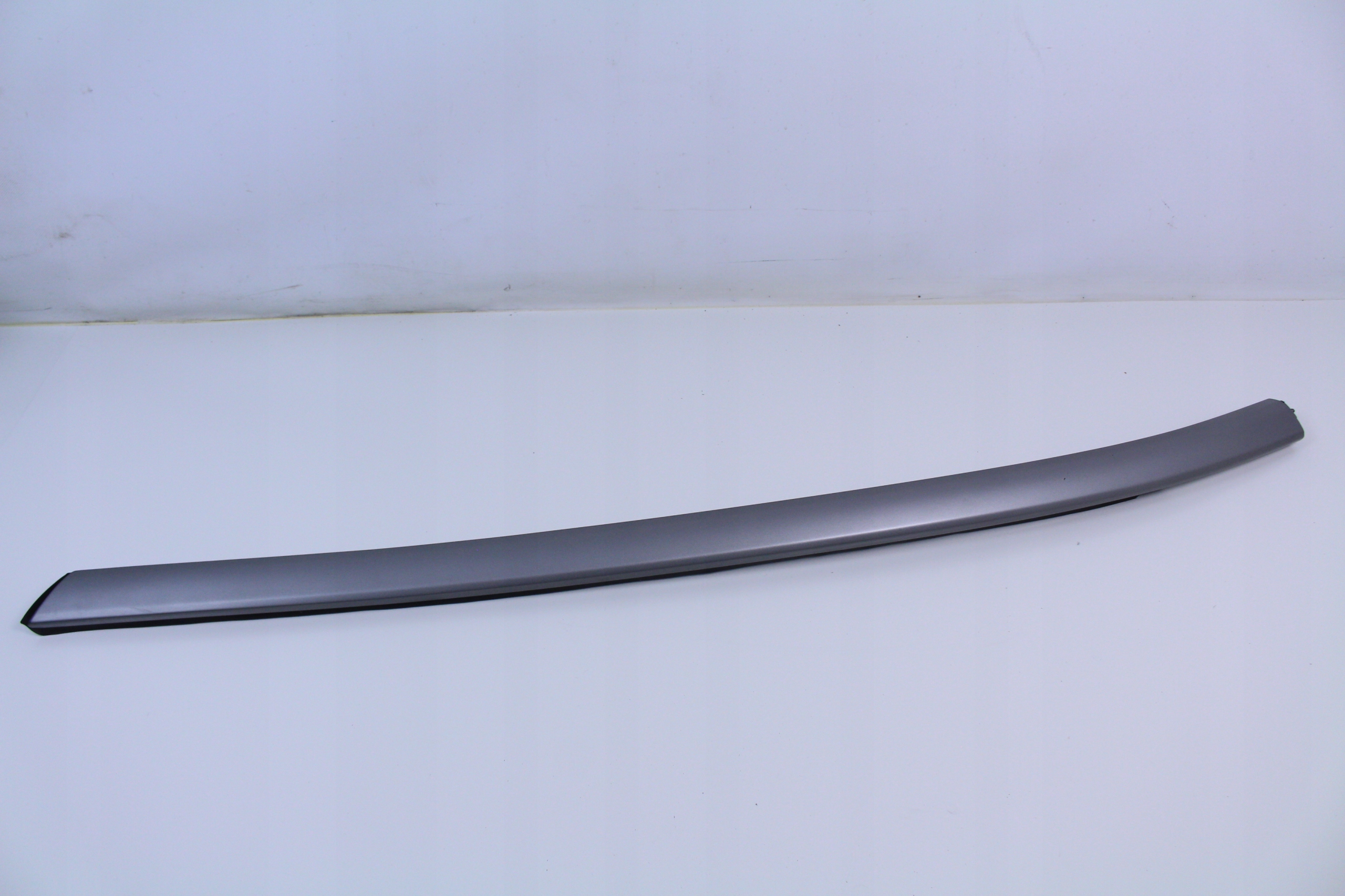 LISTWA DACHOWA CITROEN C4 GRAND PICASSO II 16r. Numer katalogowy części LISTWA DACHOWA CITROEN C4 GRAND PICASSO II