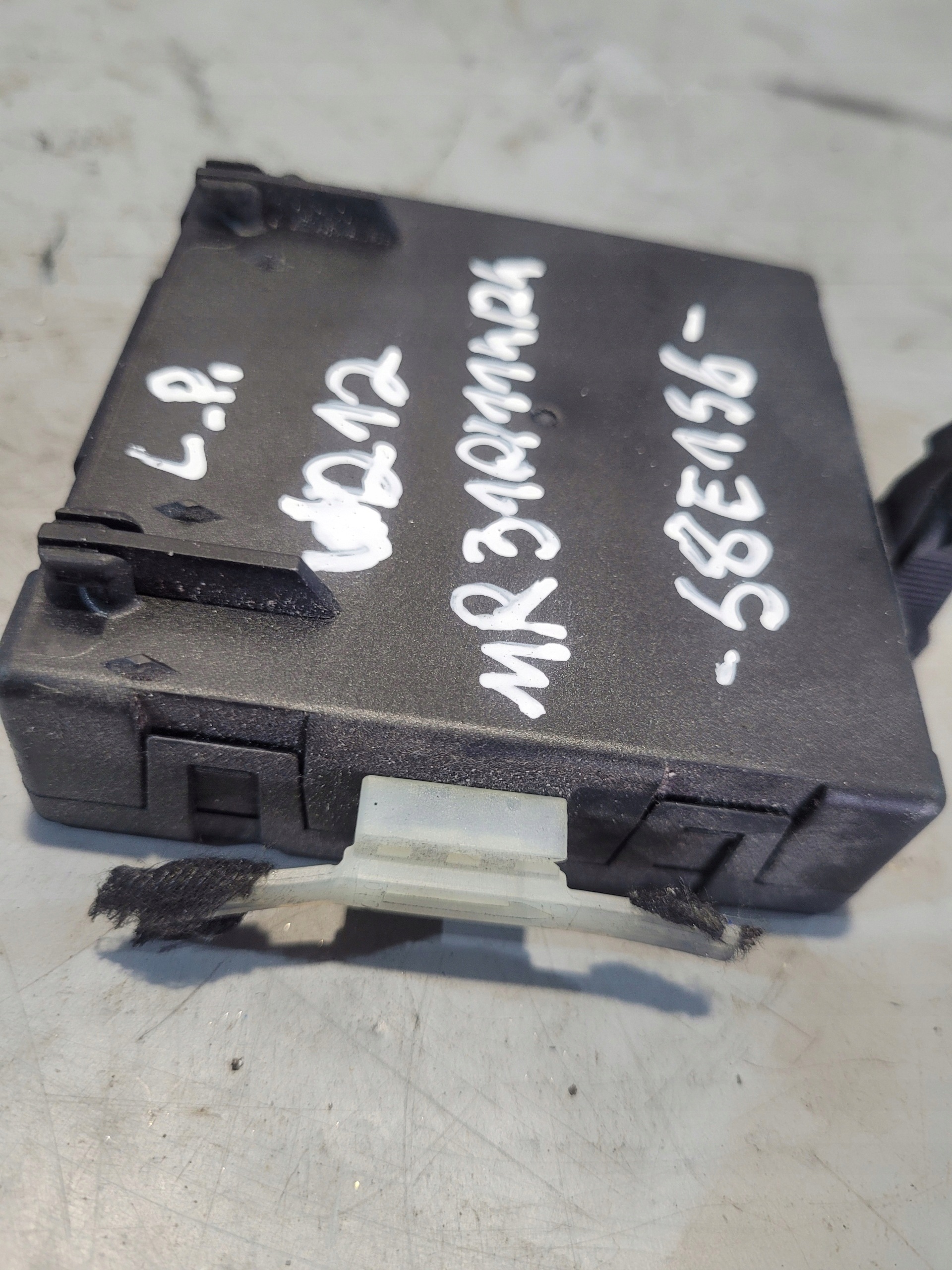 module control unit door left front OE A2128203385 MERCEDES W212 10r. EU