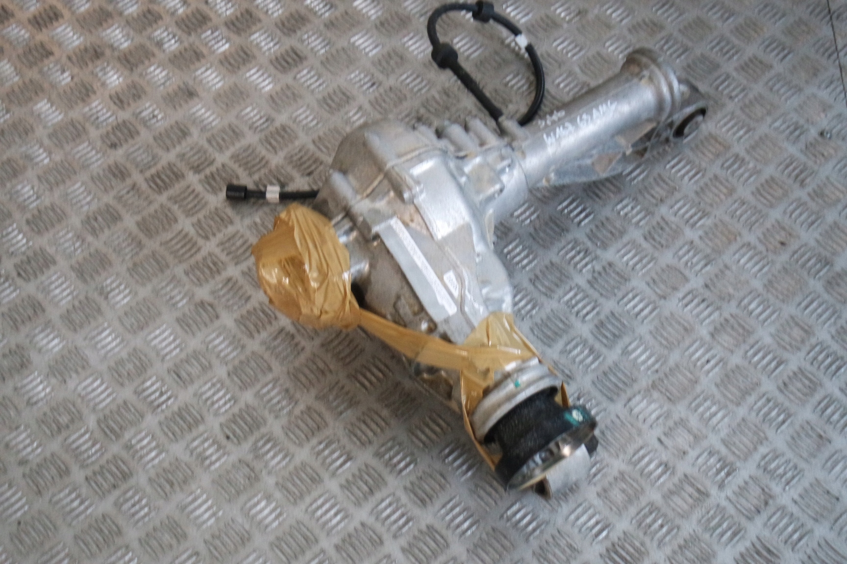 Дифференциал редуктор MERCEDES GLE W167 AMG A1673305500