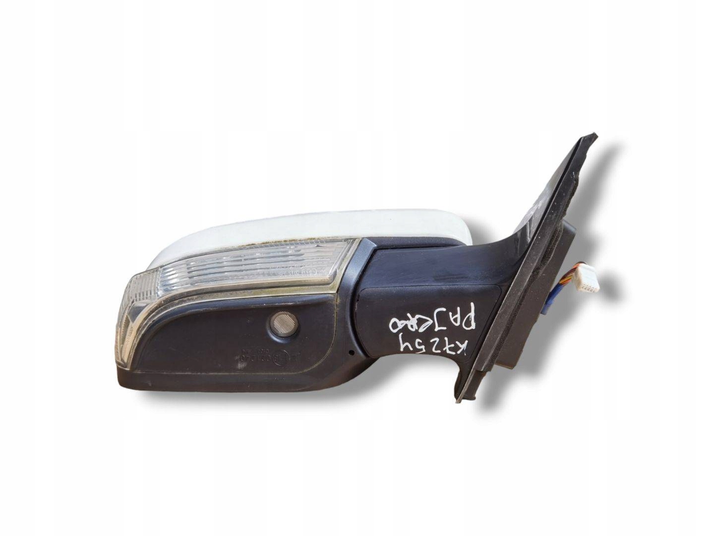 mirror exterior right side Mitsubishi Pajero 4 facelift V90 2014