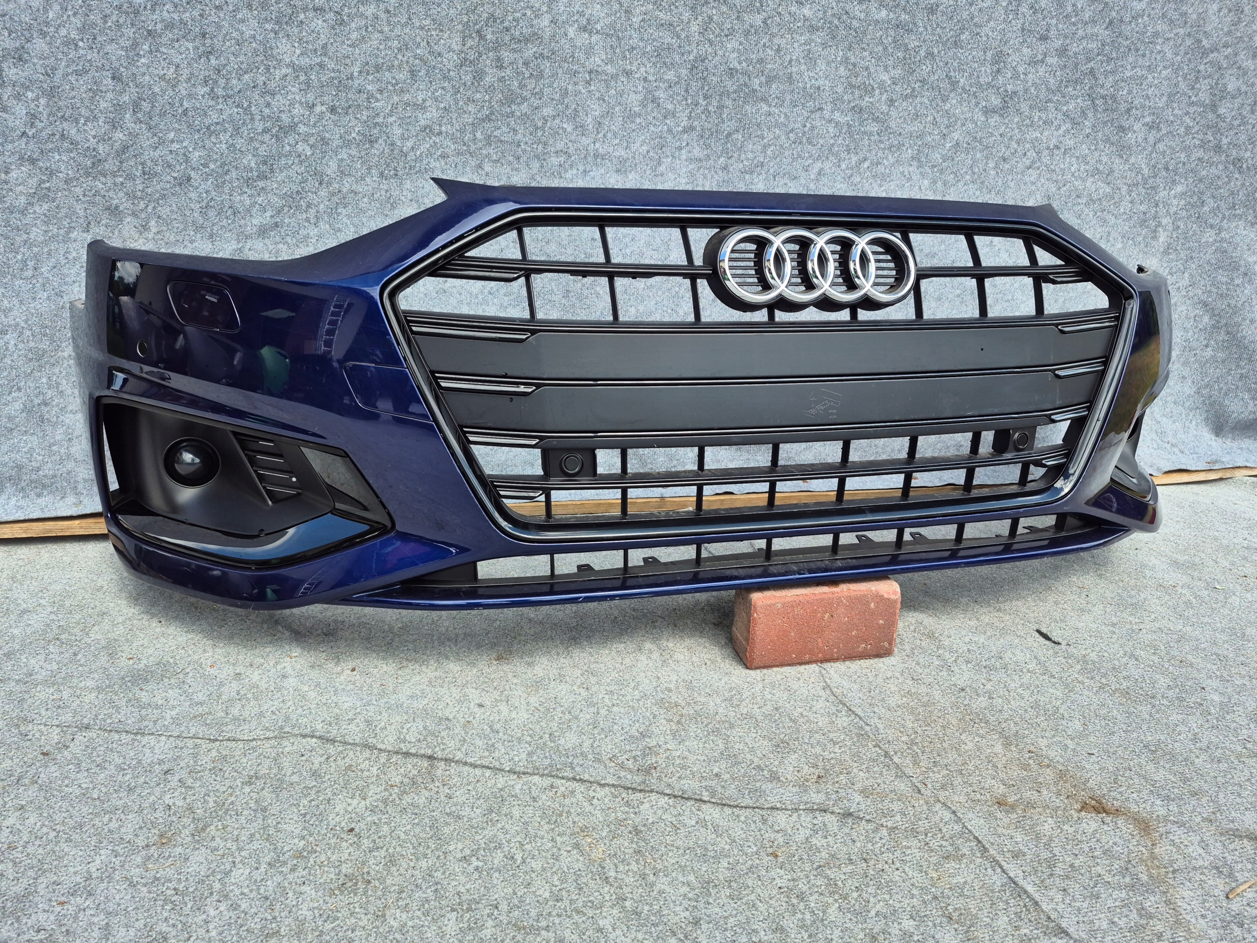 AUDI A4 B9 LIFT 2020- ZDERZAK PRZÓD BLACK 4x PDC SPRYSKI Strona zabudowy przód