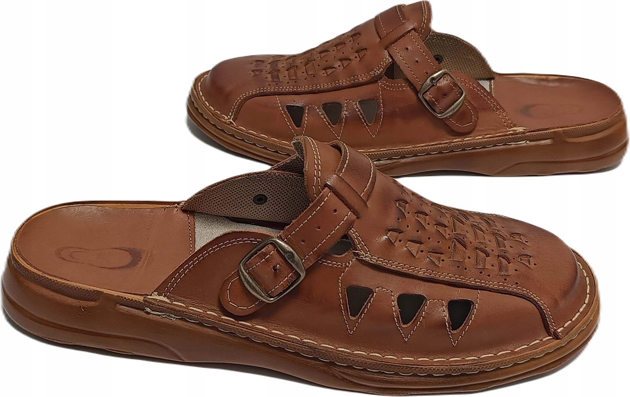 pánské měkké nazouváky z kůže zakryté perforovanými prsty Cr r46