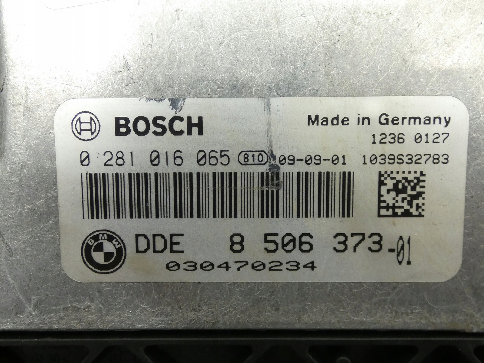 control unit computer of the engine BMW X3 E83 2.0D N47 D20 8506373