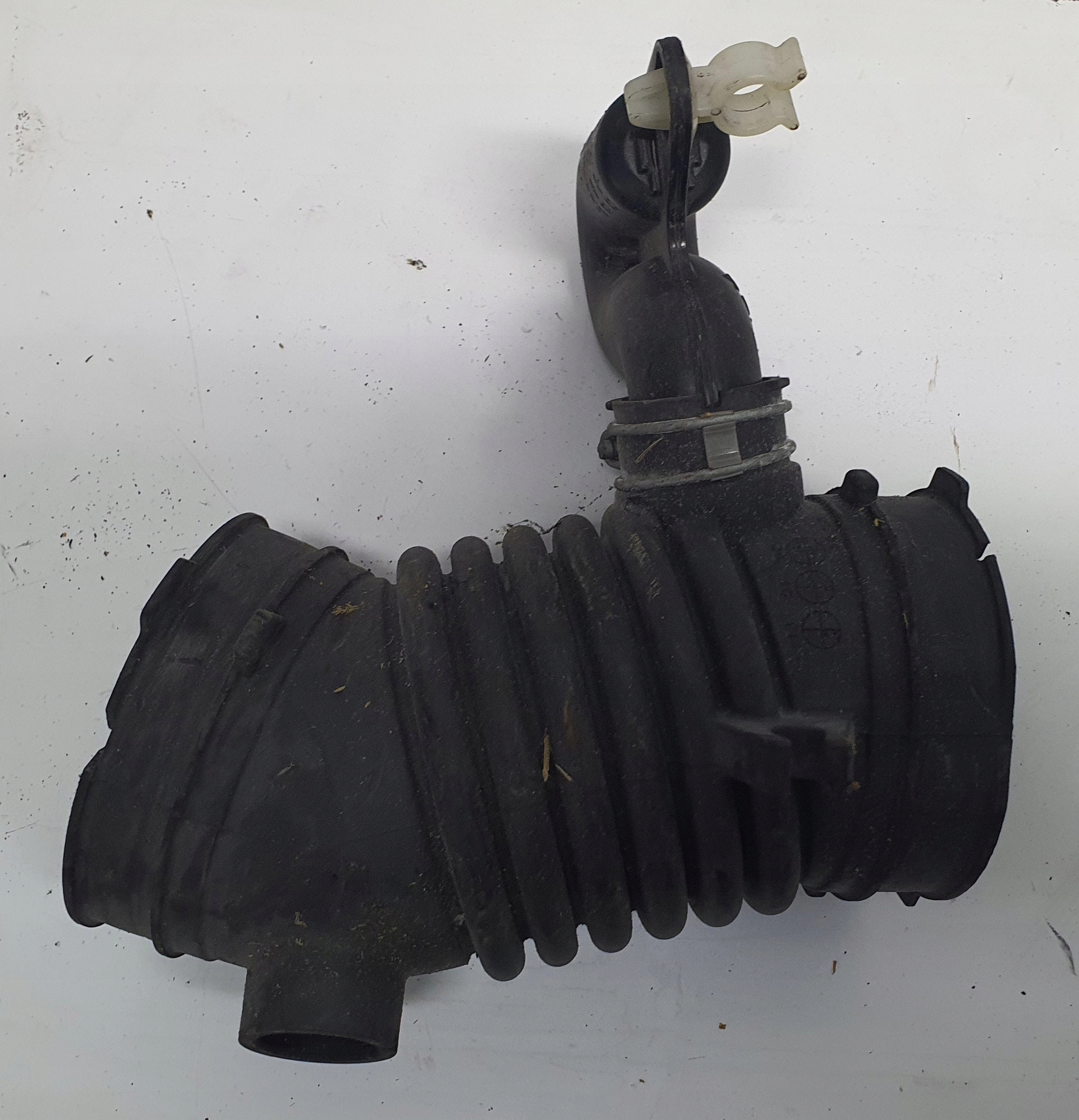 Lexus RX 450h III 09-15 intake air hose