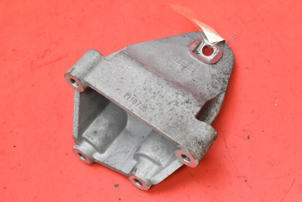 engine mount left HYUNDAI GENESIS 1 and 2.0 RS TURBO 213 KM 08-12