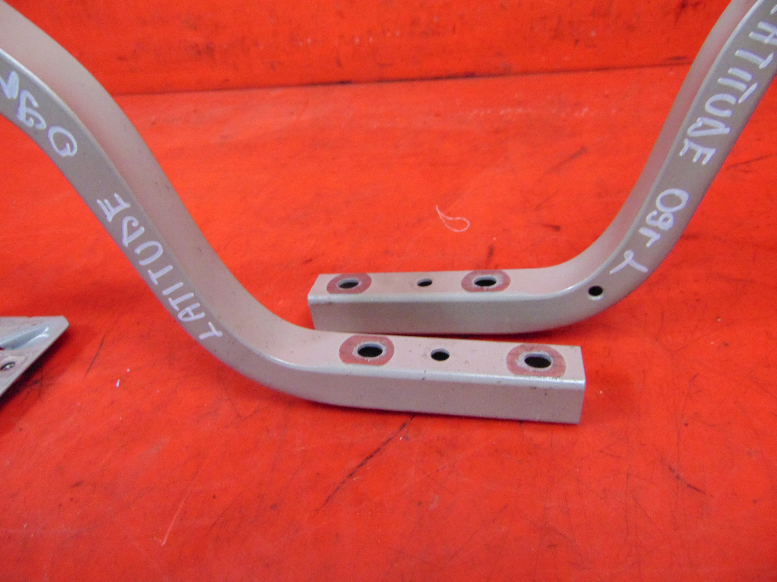 RENAULT LATITUDE 10- hinges bonnet boot KPL