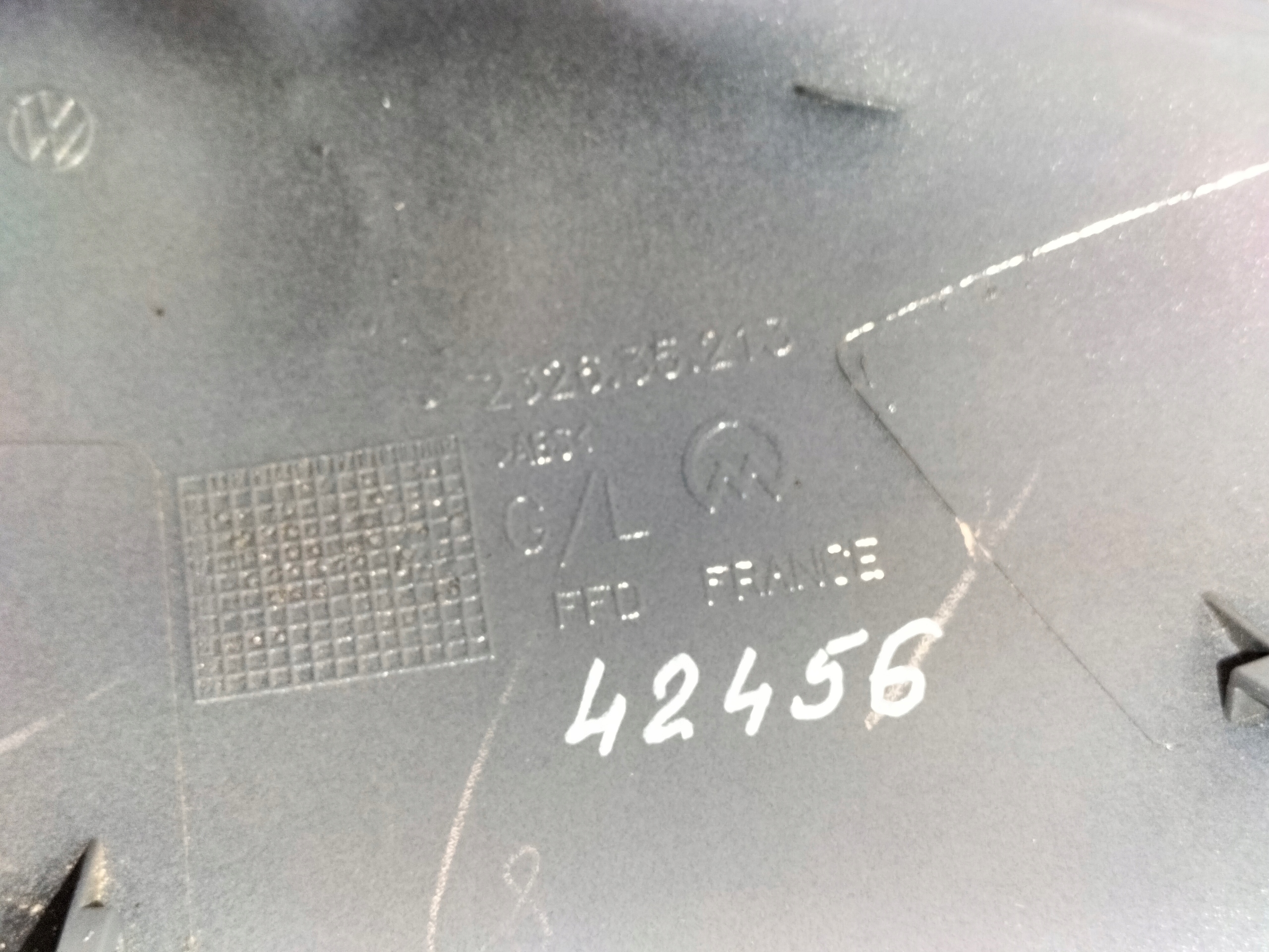 obal krytka zrcadla levá VW PASSAT B8 14