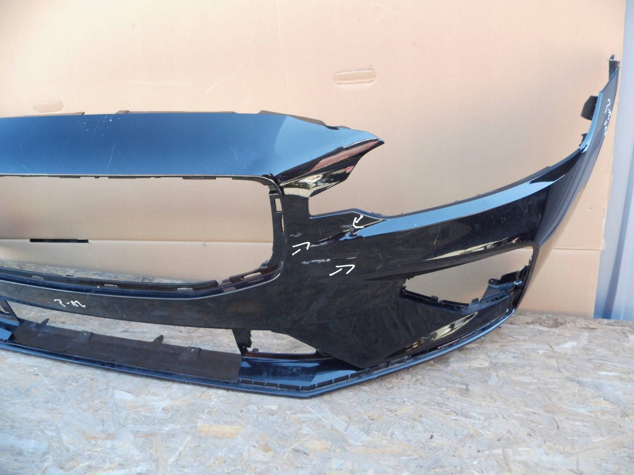 Volvo S60 V60 2018+ R-design bumper front front