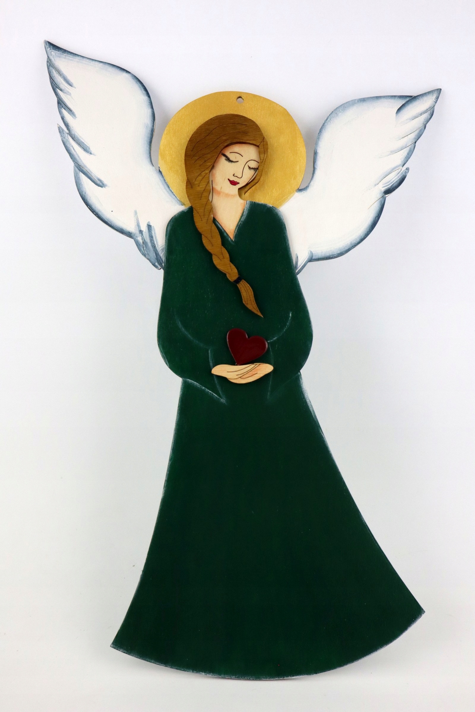 Dřevěný velký zelený anděl srdcem. Ozdoba