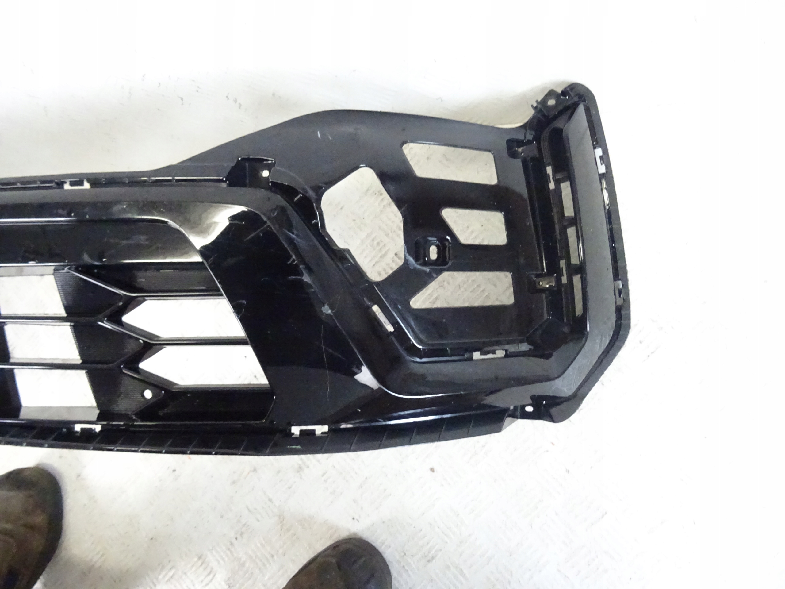 grid of a bumper front front KIA SORENTO IV 86530-P2020 2XPDC