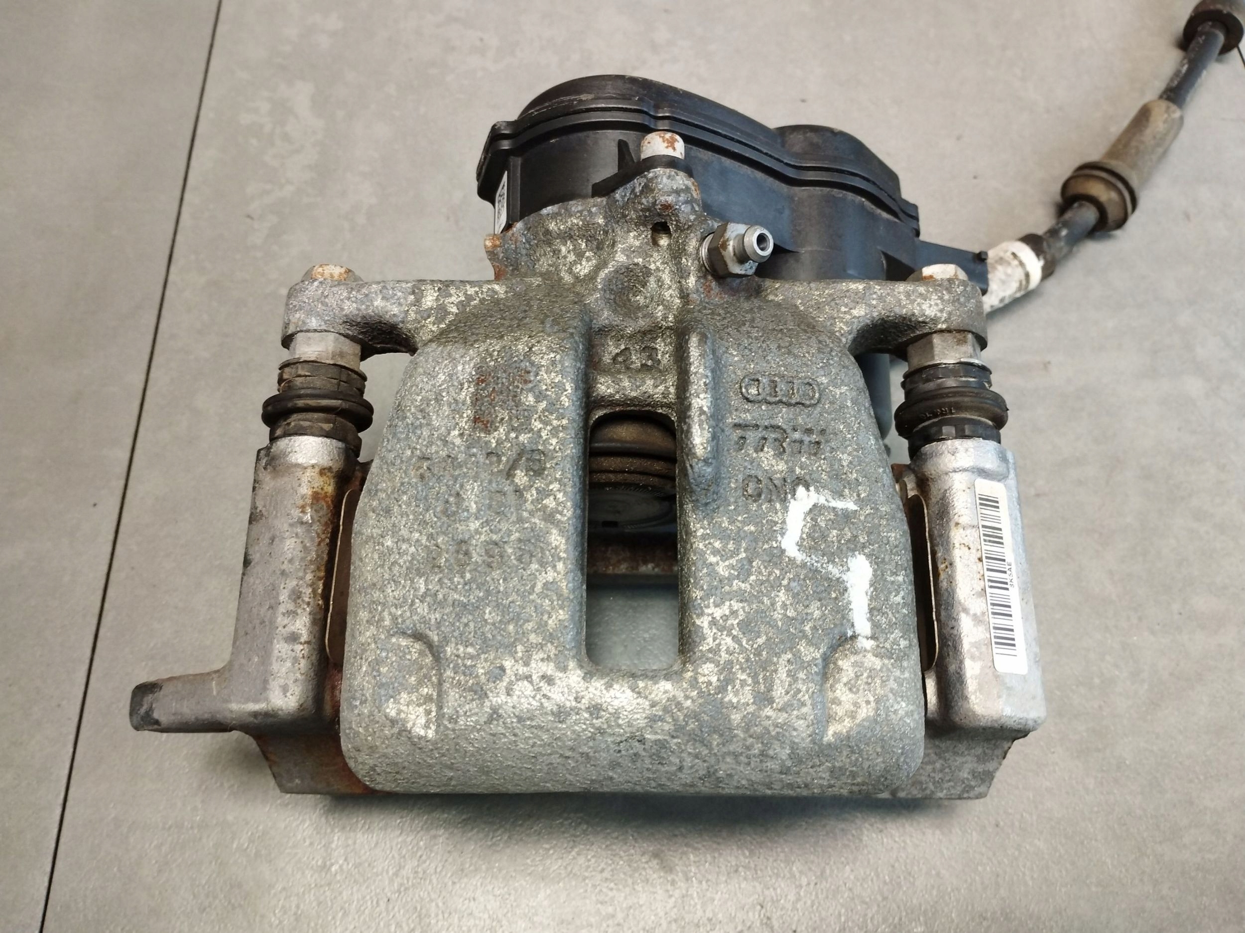 Audi A5 Sportback 8TA caliper left rear part 32347485