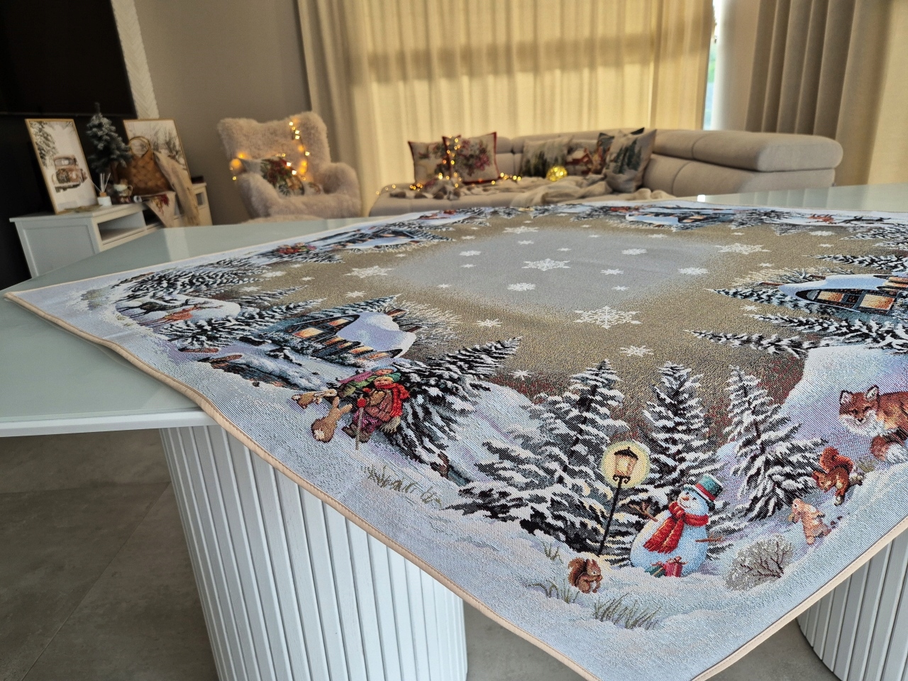 Ubrus se zimní krajinou 100x100 cm 1267